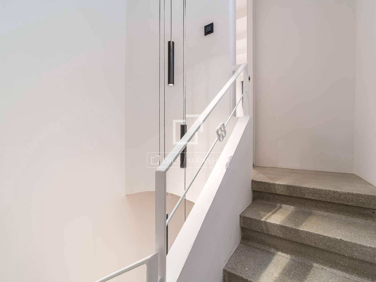 Apartamento de 3 habitaciones en Barcelona ciudad en venta - 795.000 € (Ref: 8449223)