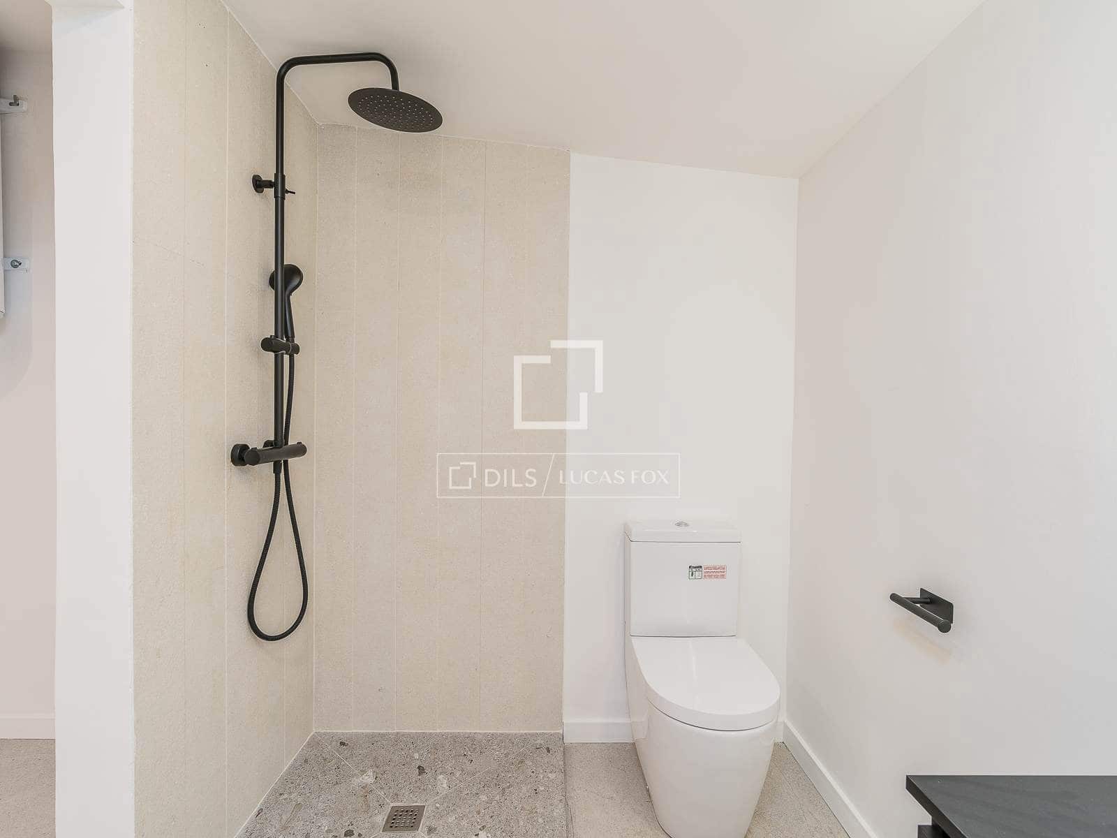 Apartamento de 3 habitaciones en Barcelona ciudad en venta - 795.000 € (Ref: 8449223)