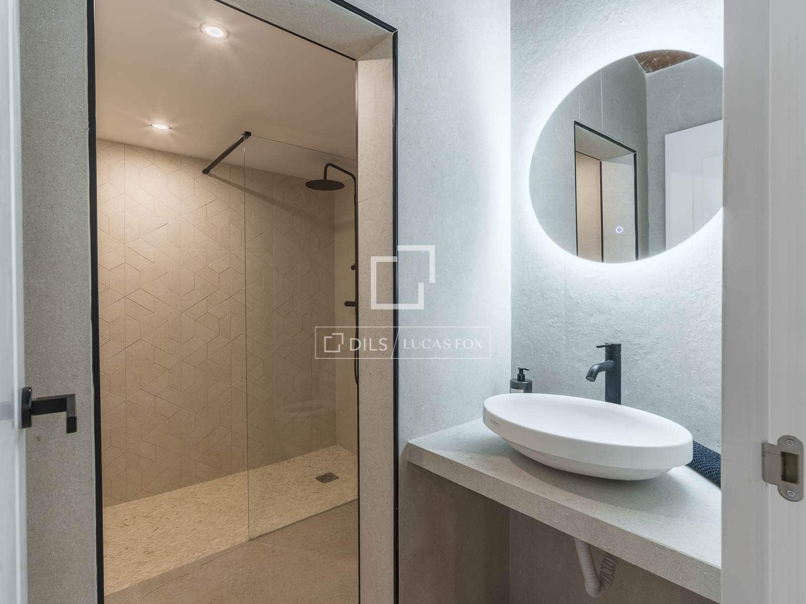 Apartamento de 3 habitaciones en Barcelona ciudad en venta - 795.000 € (Ref: 8449223)