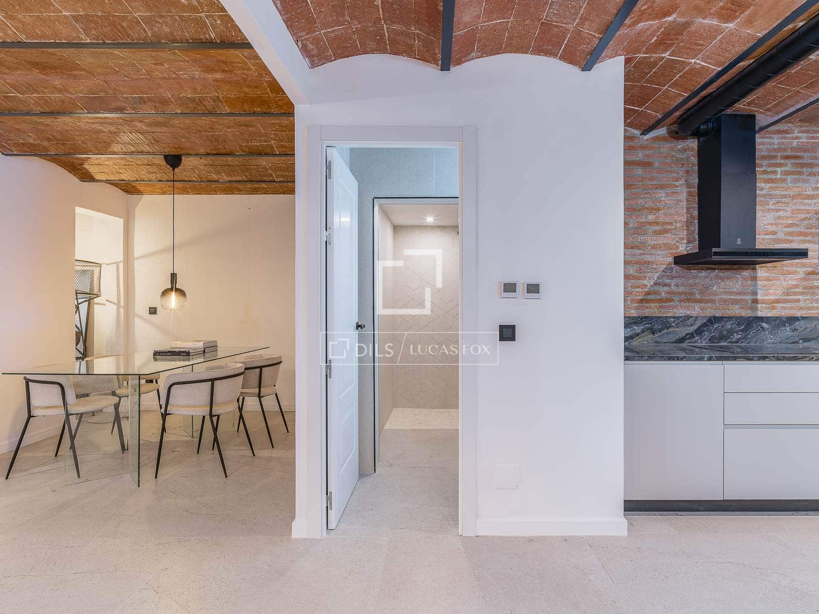 Apartamento de 3 habitaciones en Barcelona ciudad en venta - 795.000 € (Ref: 8449223)