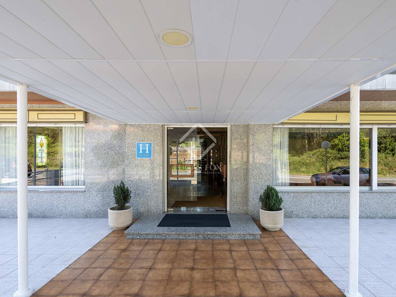 30 soveværelse Erhverv til salg i O Grove med swimmingpool garage - € 2.900.000 (Ref: 8449312)