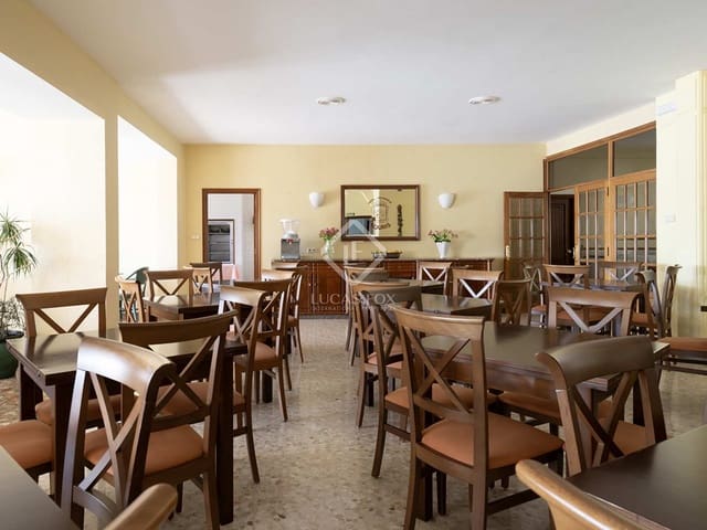 30 bedroom Commercial for sale in O Grove with pool garage - € 2,900,000 (Ref: 8449312)