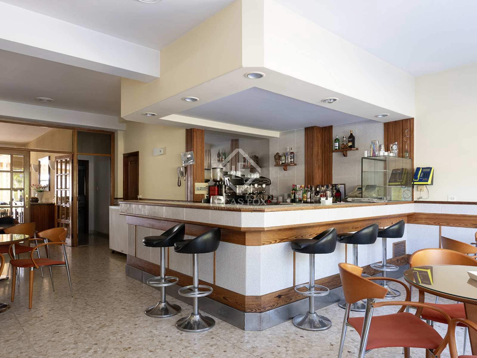 30 soveværelse Erhverv til salg i O Grove med swimmingpool garage - € 2.900.000 (Ref: 8449312)