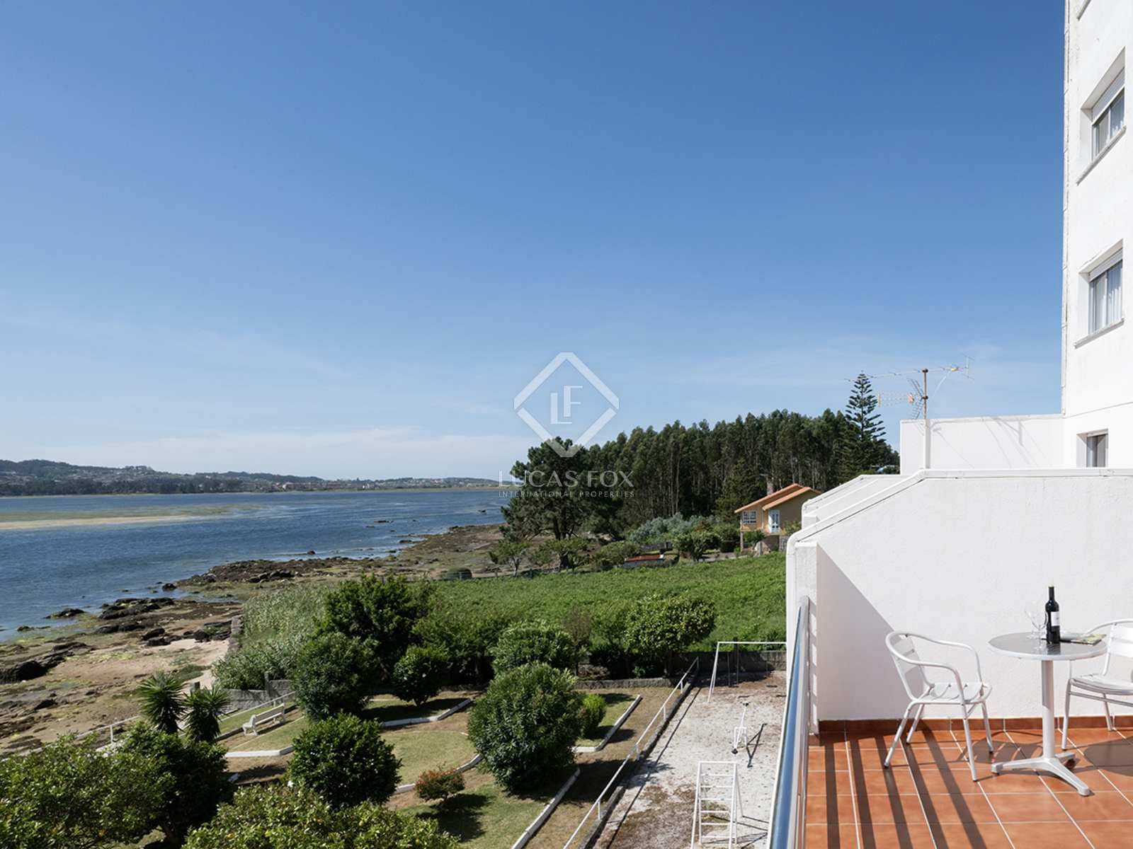 30 soveværelse Erhverv til salg i O Grove med swimmingpool garage - € 2.900.000 (Ref: 8449312)