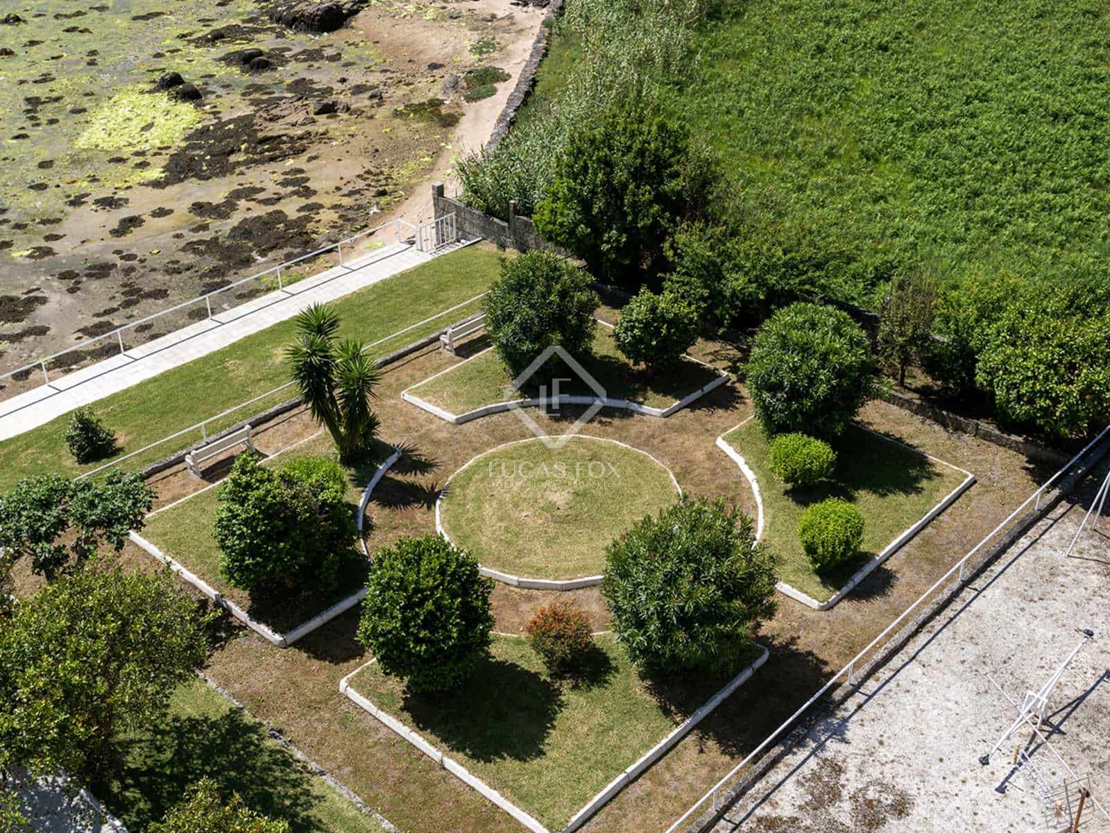 30 soveværelse Erhverv til salg i O Grove med swimmingpool garage - € 2.900.000 (Ref: 8449312)