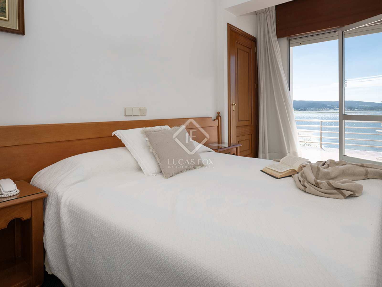 30 soveværelse Erhverv til salg i O Grove med swimmingpool garage - € 2.900.000 (Ref: 8449312)