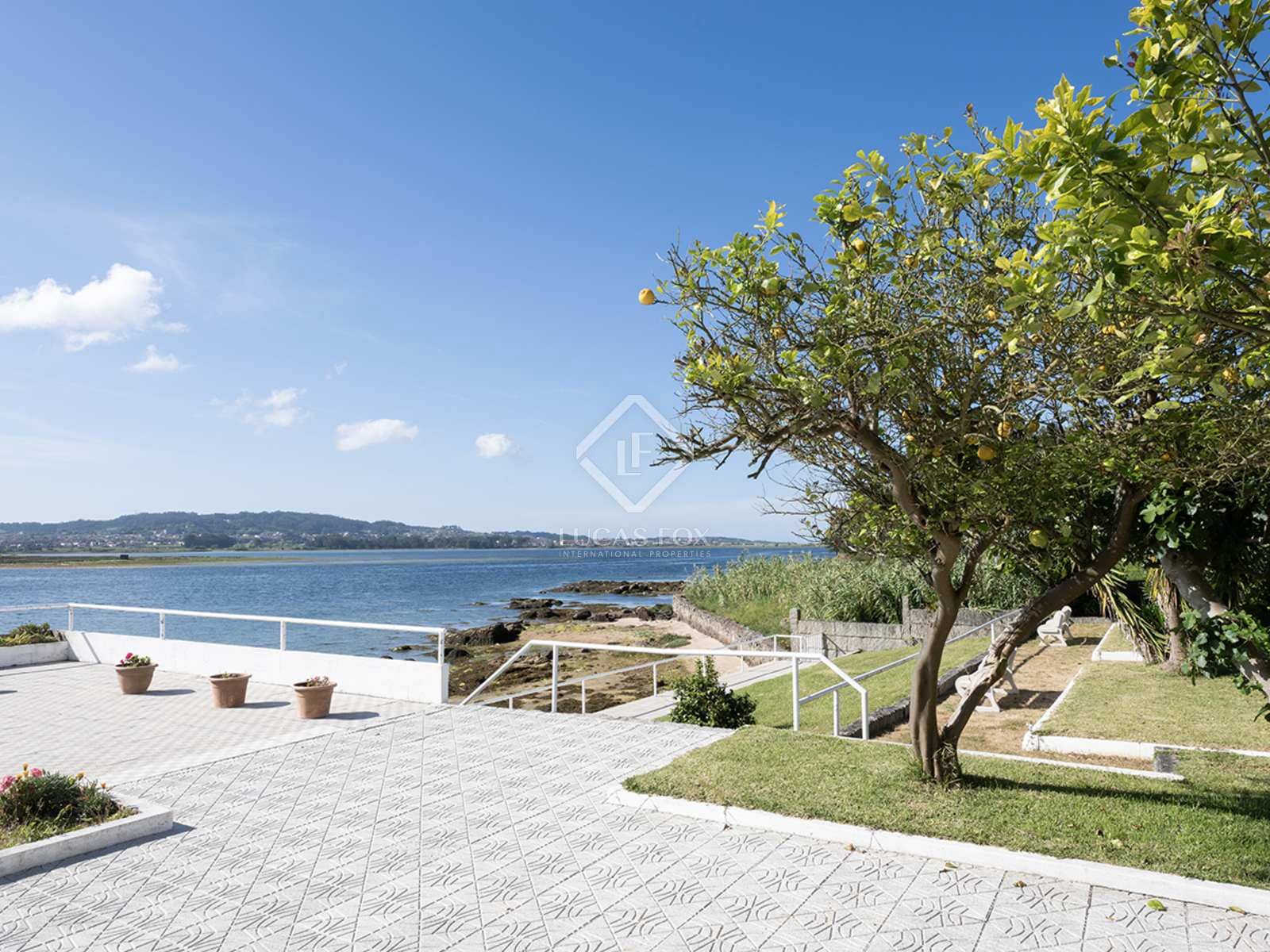 30 soveværelse Erhverv til salg i O Grove med swimmingpool garage - € 2.900.000 (Ref: 8449312)