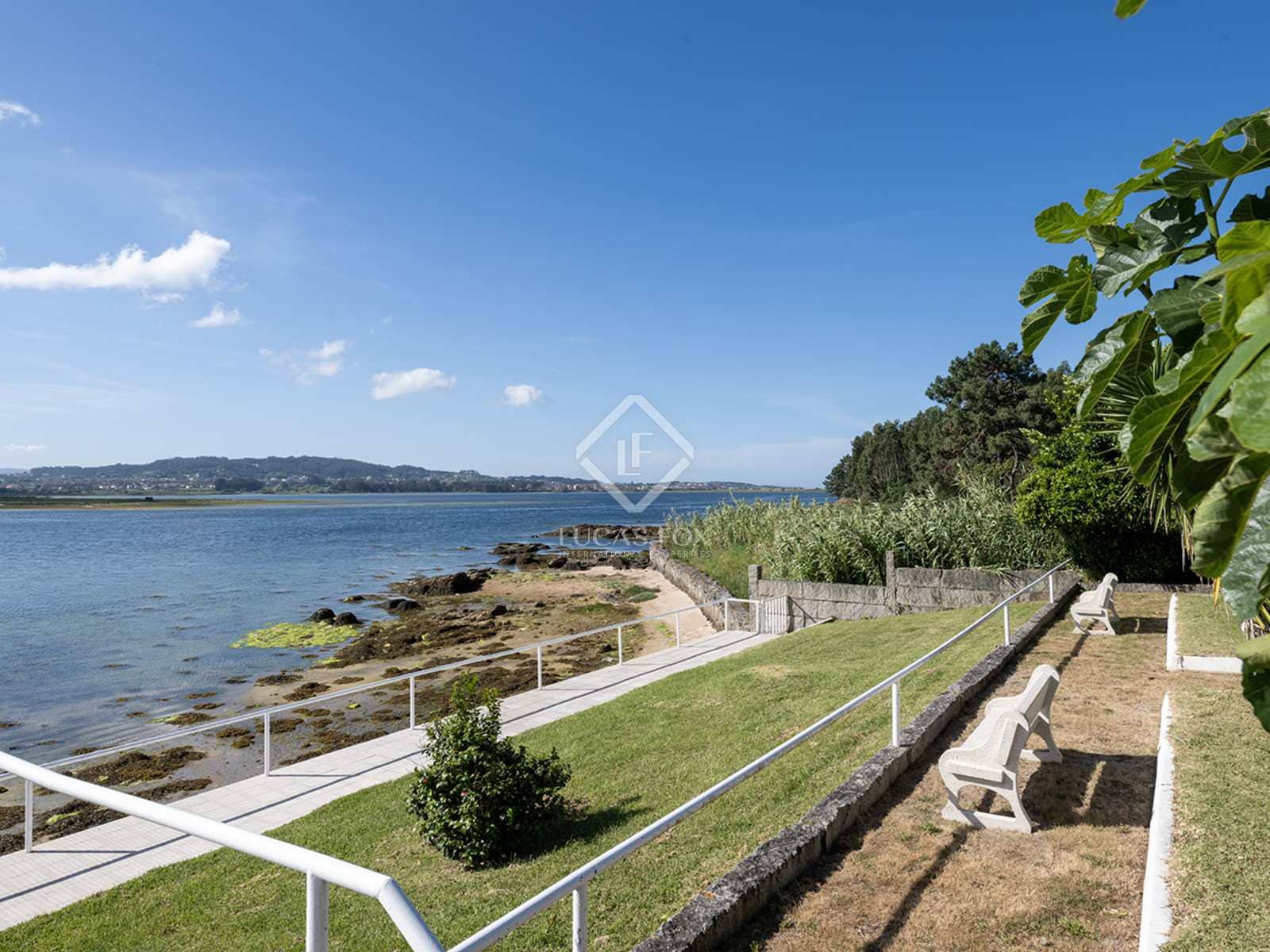 30 soveværelse Erhverv til salg i O Grove med swimmingpool garage - € 2.900.000 (Ref: 8449312)