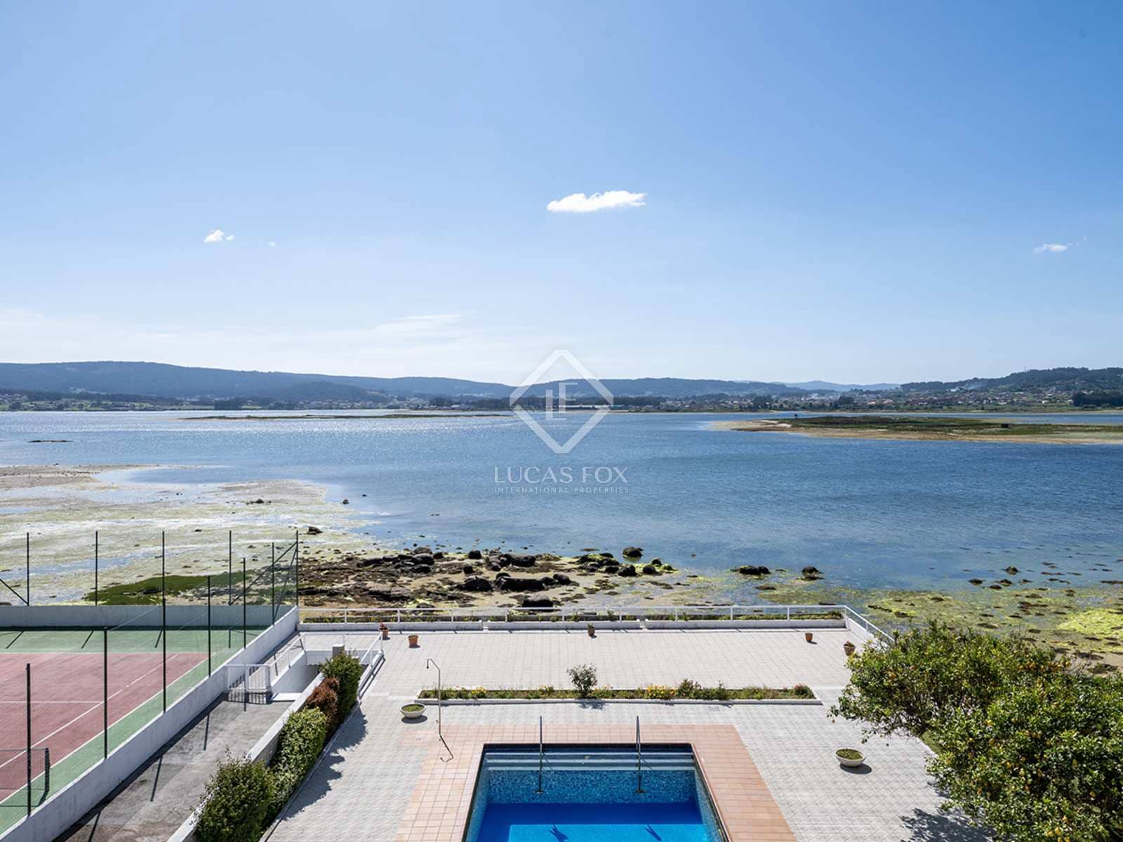 30 soveværelse Erhverv til salg i O Grove med swimmingpool garage - € 2.900.000 (Ref: 8449312)