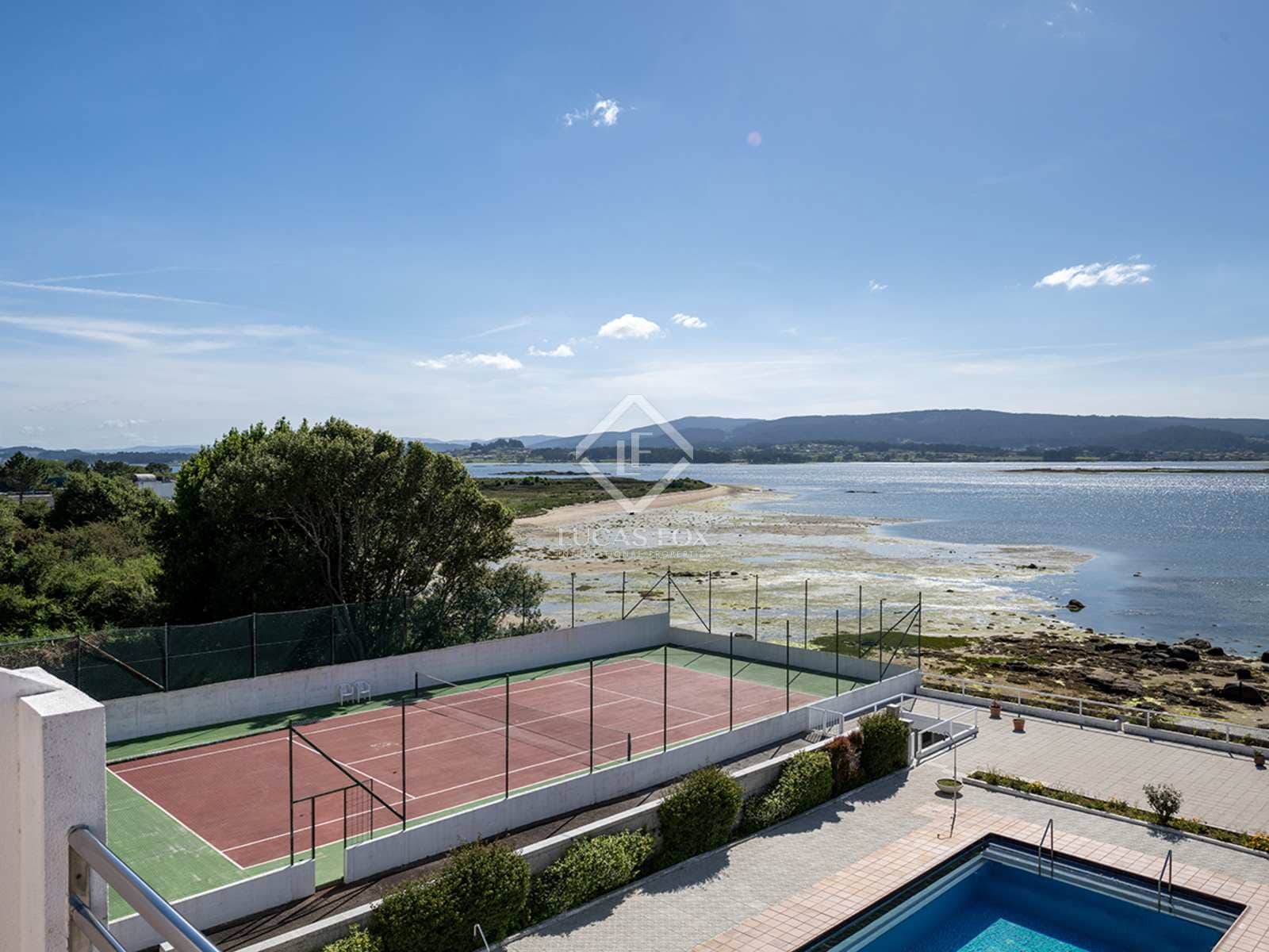 30 soveværelse Erhverv til salg i O Grove med swimmingpool garage - € 2.900.000 (Ref: 8449312)