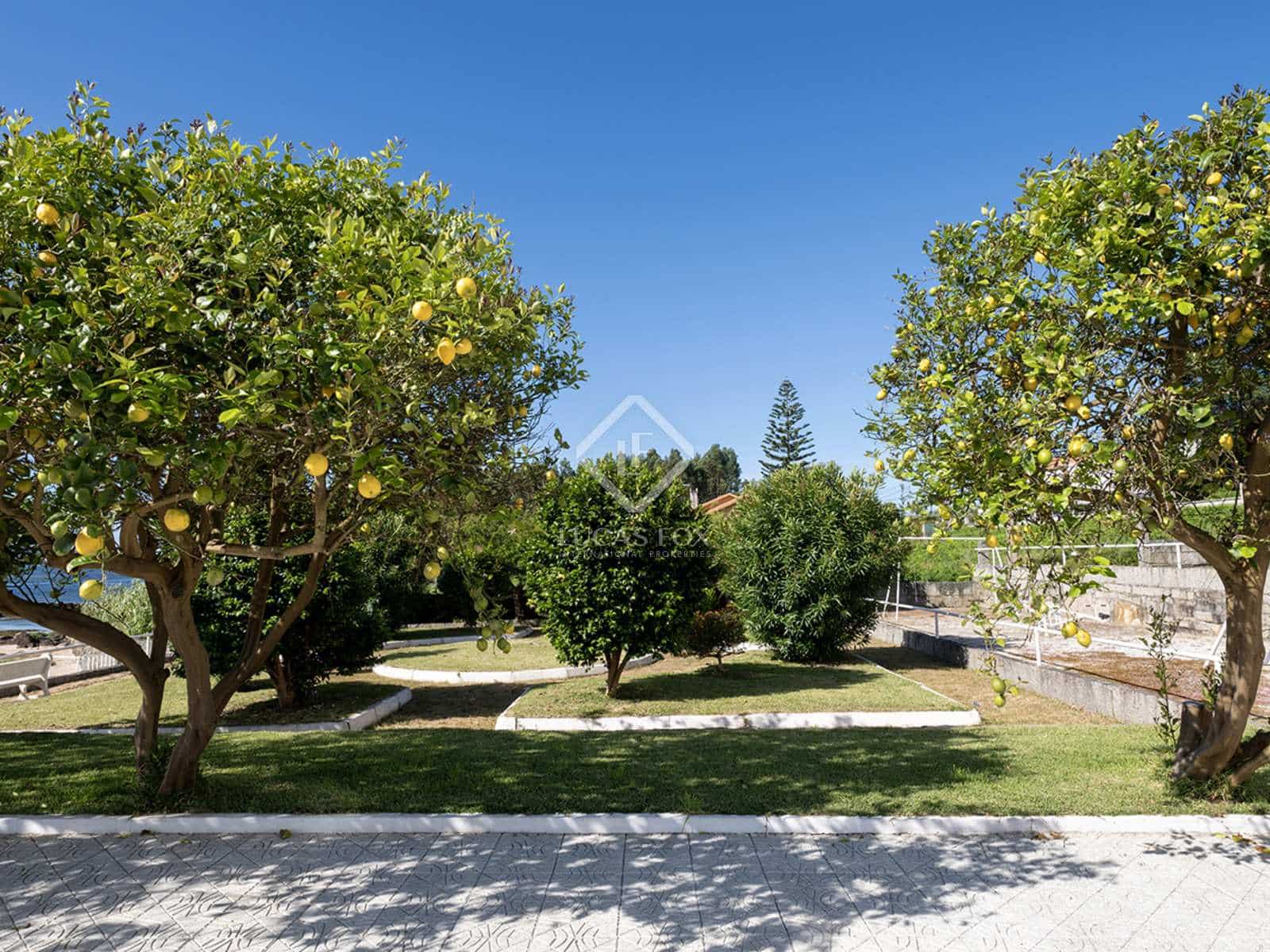 30 soveværelse Erhverv til salg i O Grove med swimmingpool garage - € 2.900.000 (Ref: 8449312)