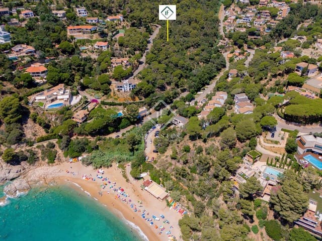 Building Plot for sale in Tossa de Mar - € 300,000 (Ref: 8451440)