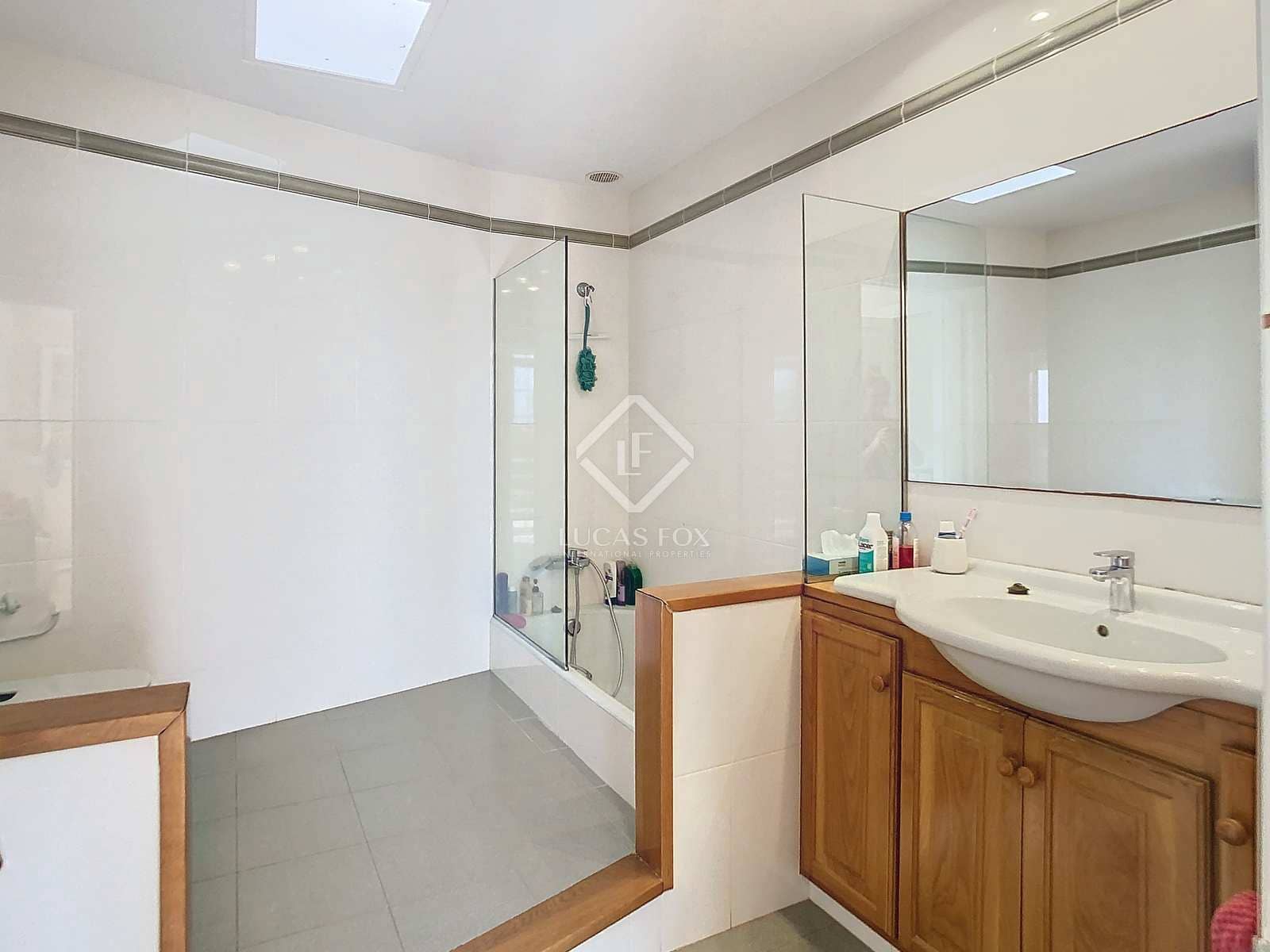 4 slaapkamer Villa te koop in Mahon / Mao met zwembad garage - € 690.000 (Ref: 8454026)