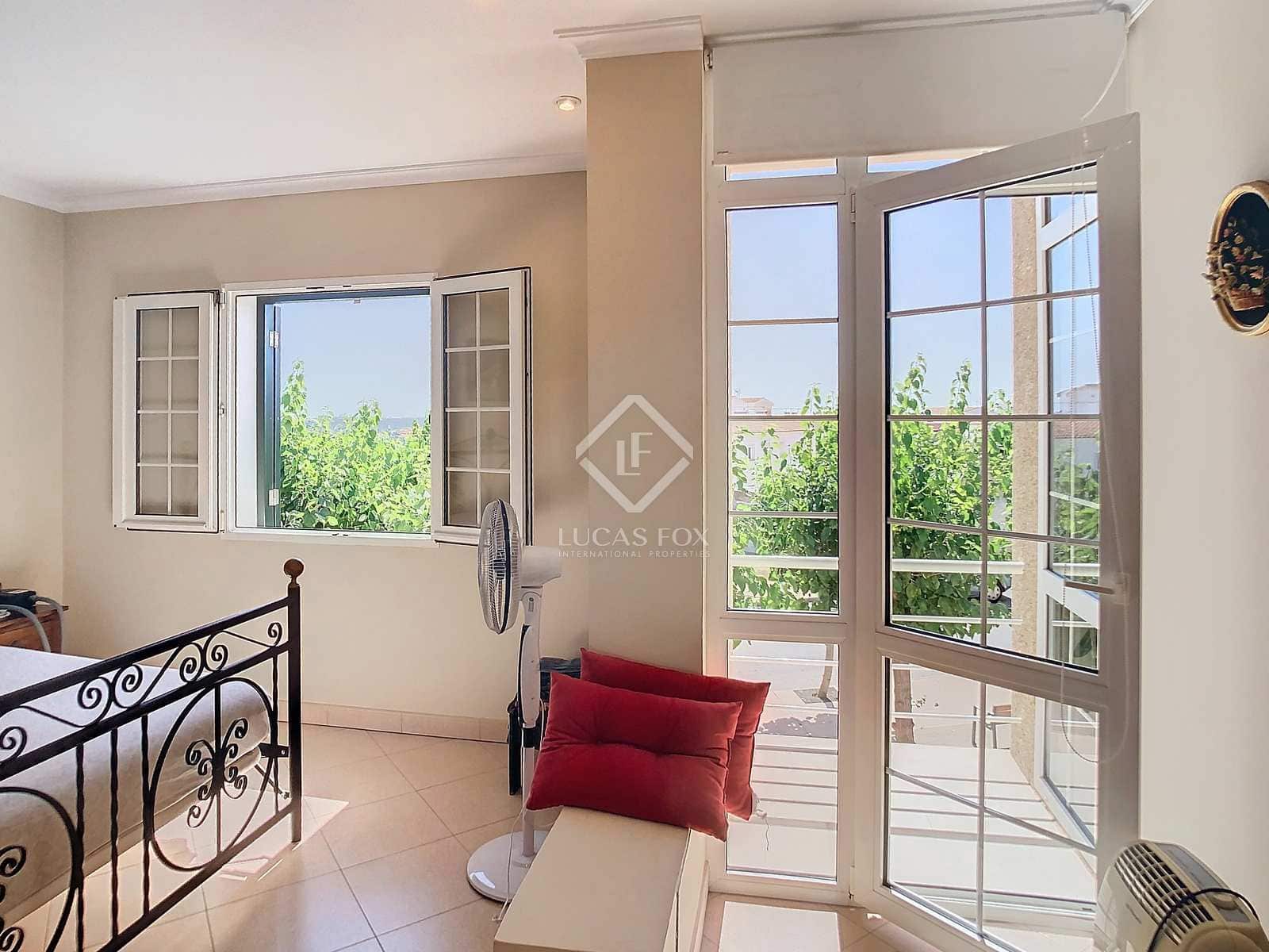 4 slaapkamer Villa te koop in Mahon / Mao met zwembad garage - € 690.000 (Ref: 8454026)