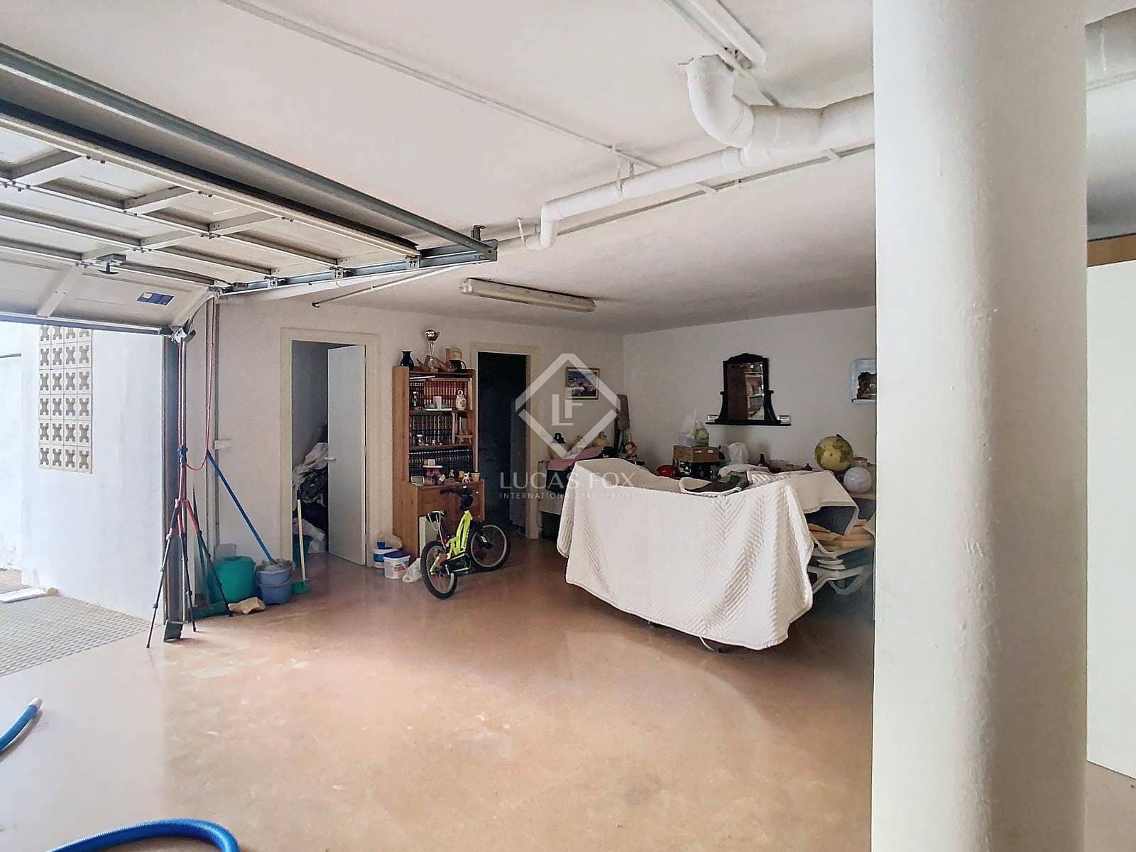 4 slaapkamer Villa te koop in Mahon / Mao met zwembad garage - € 690.000 (Ref: 8454026)