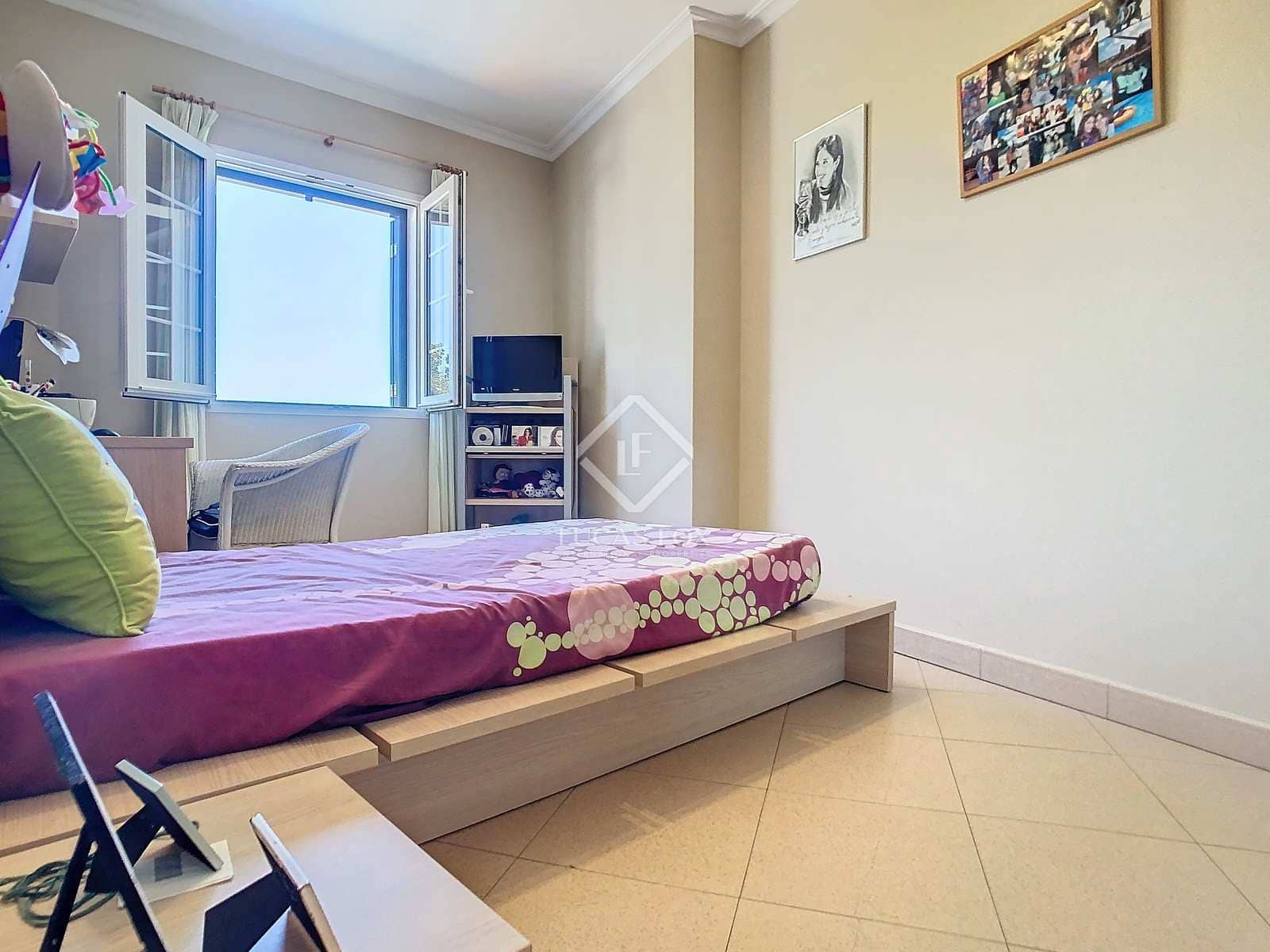 4 slaapkamer Villa te koop in Mahon / Mao met zwembad garage - € 690.000 (Ref: 8454026)