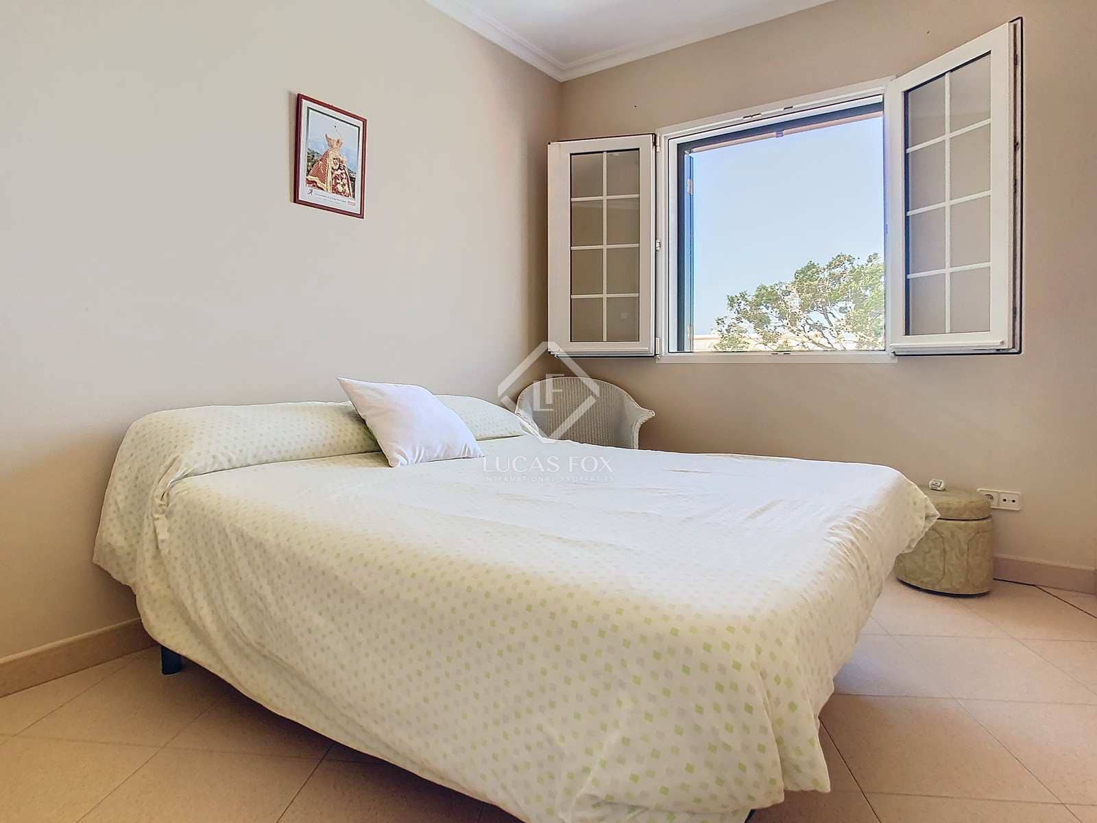 4 slaapkamer Villa te koop in Mahon / Mao met zwembad garage - € 690.000 (Ref: 8454026)