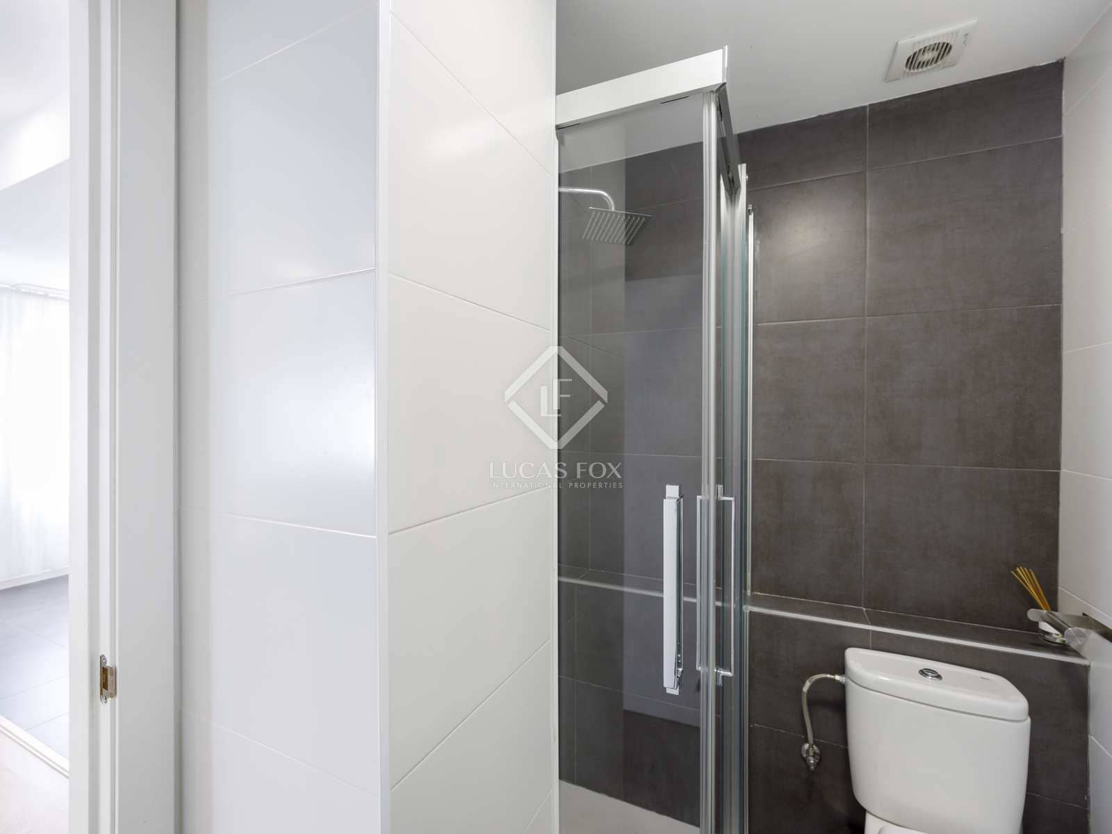 3 quarto Apartamento para arrendar em Valencia cidade - 2 300 € (Ref: 8456278)