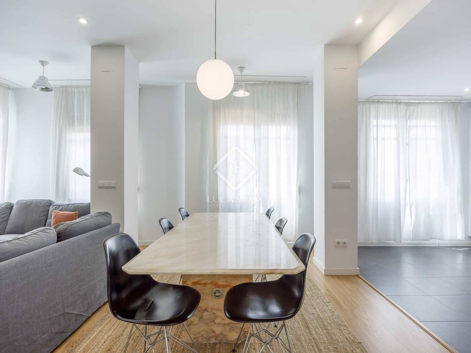 3 quarto Apartamento para arrendar em Valencia cidade - 2 300 € (Ref: 8456278)