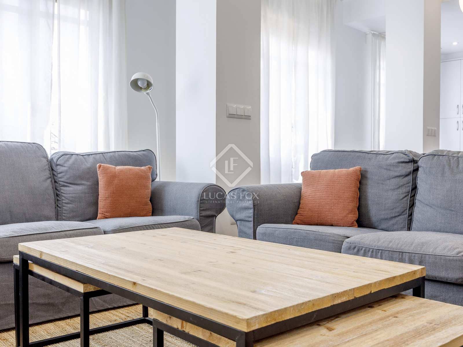 3 quarto Apartamento para arrendar em Valencia cidade - 2 300 € (Ref: 8456278)