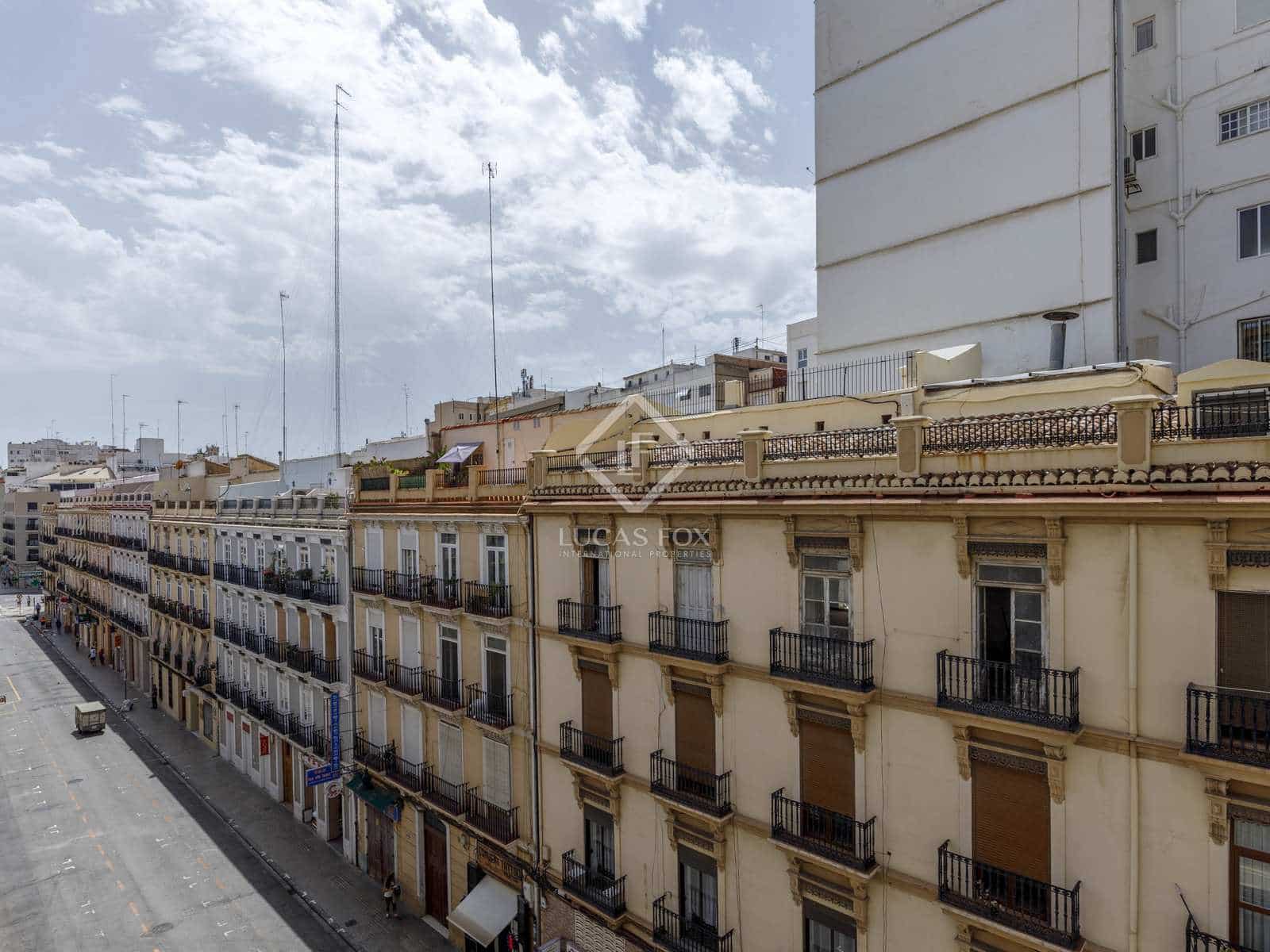 3 quarto Apartamento para arrendar em Valencia cidade - 2 300 € (Ref: 8456278)