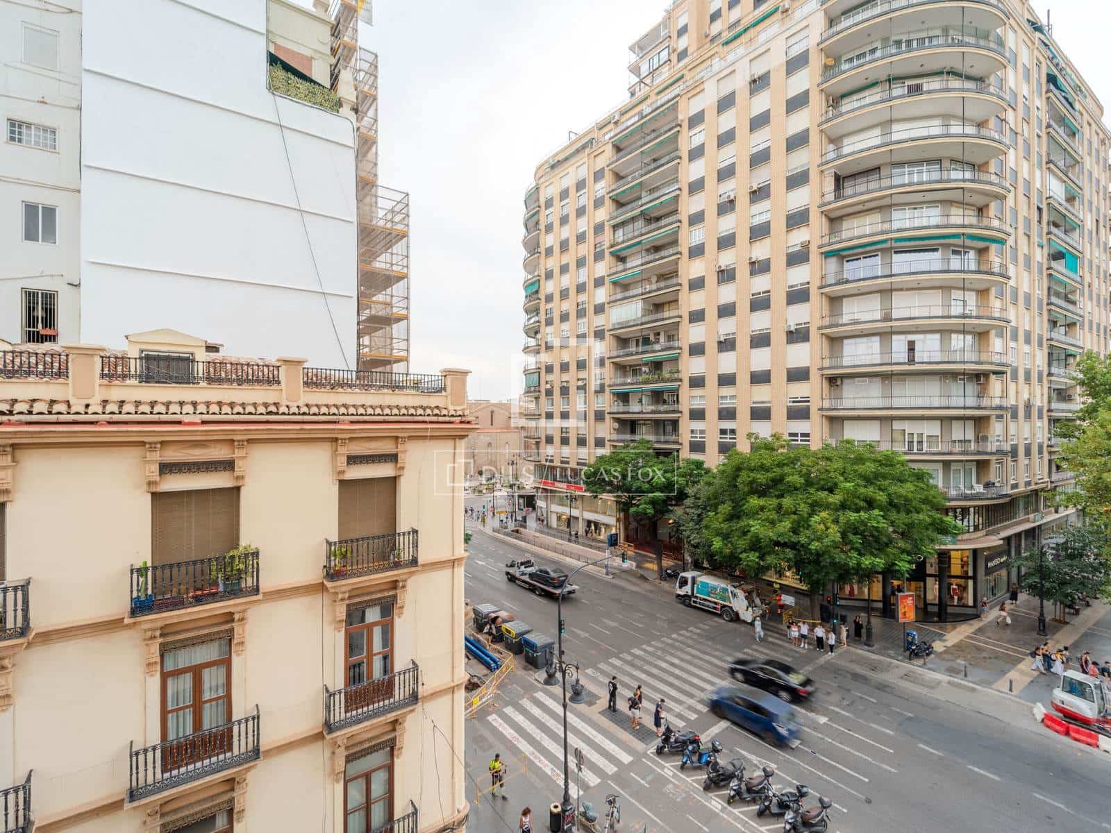 3 bedroom Apartment for rent in Valencia city - € 2,300 (Ref: 8456278)