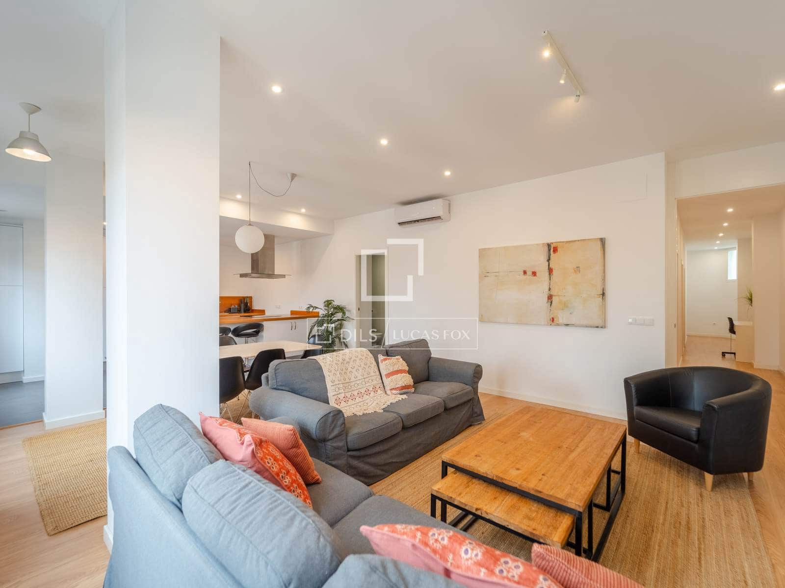 3 bedroom Apartment for rent in Valencia city - € 2,300 (Ref: 8456278)