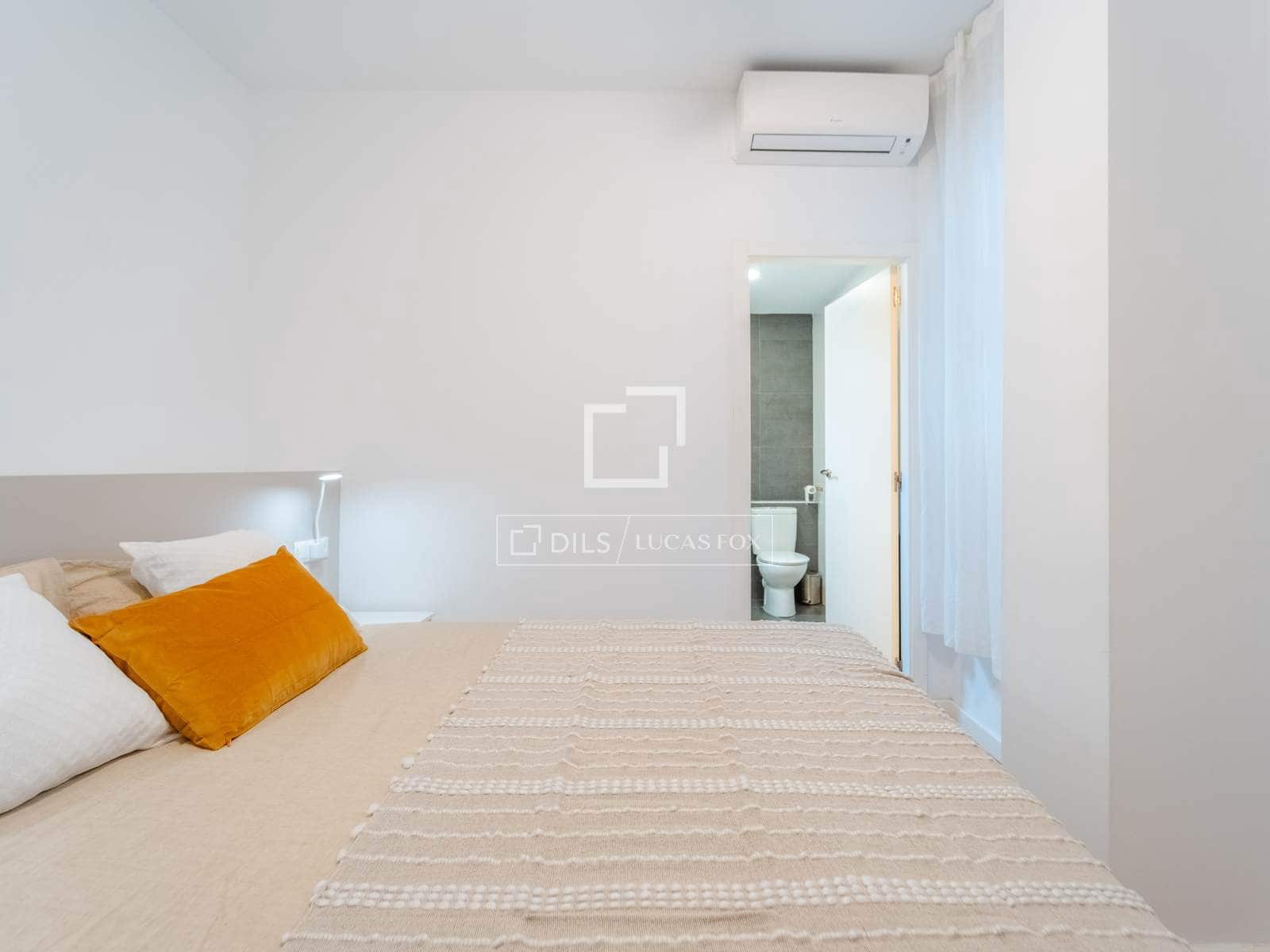 3 bedroom Apartment for rent in Valencia city - € 2,300 (Ref: 8456278)