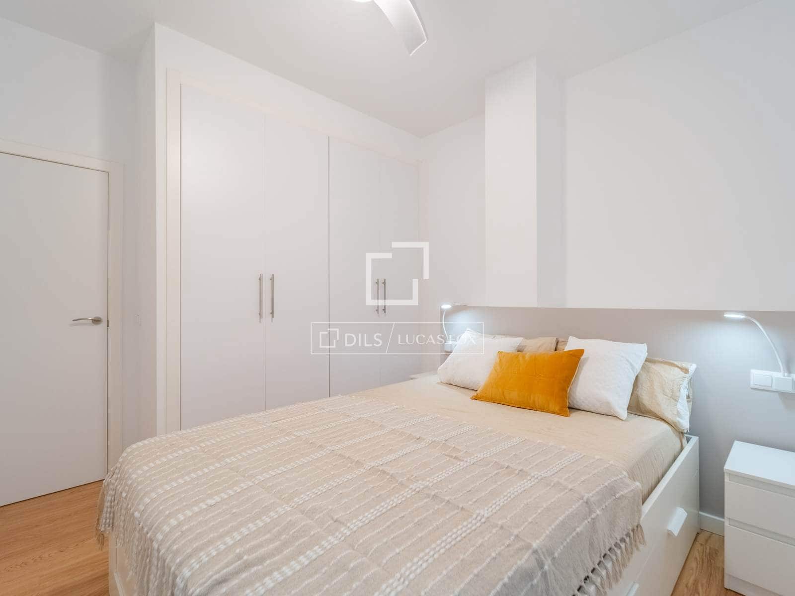 3 bedroom Apartment for rent in Valencia city - € 2,300 (Ref: 8456278)