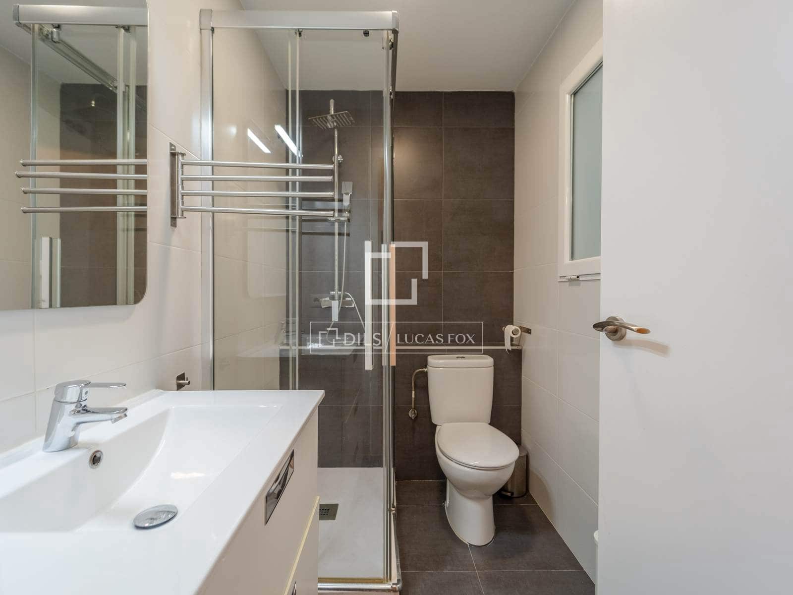3 bedroom Apartment for rent in Valencia city - € 2,300 (Ref: 8456278)