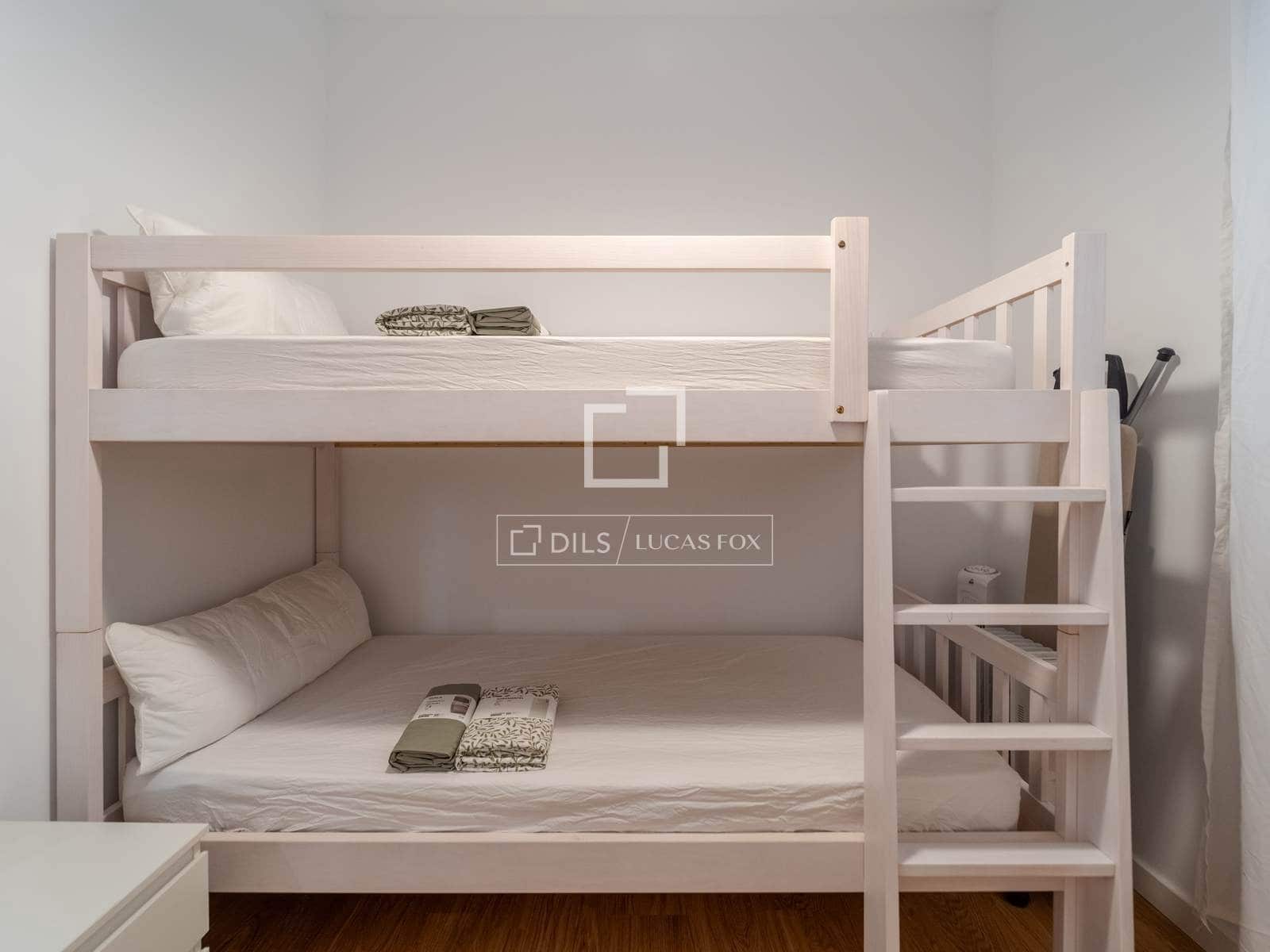 3 bedroom Apartment for rent in Valencia city - € 2,300 (Ref: 8456278)