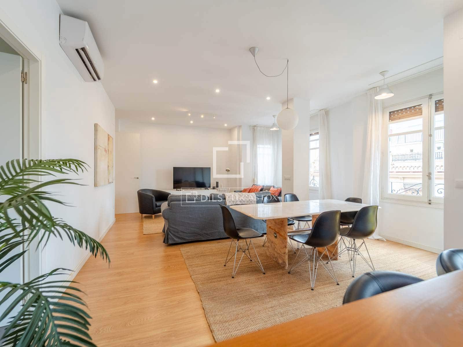 3 bedroom Apartment for rent in Valencia city - € 2,300 (Ref: 8456278)