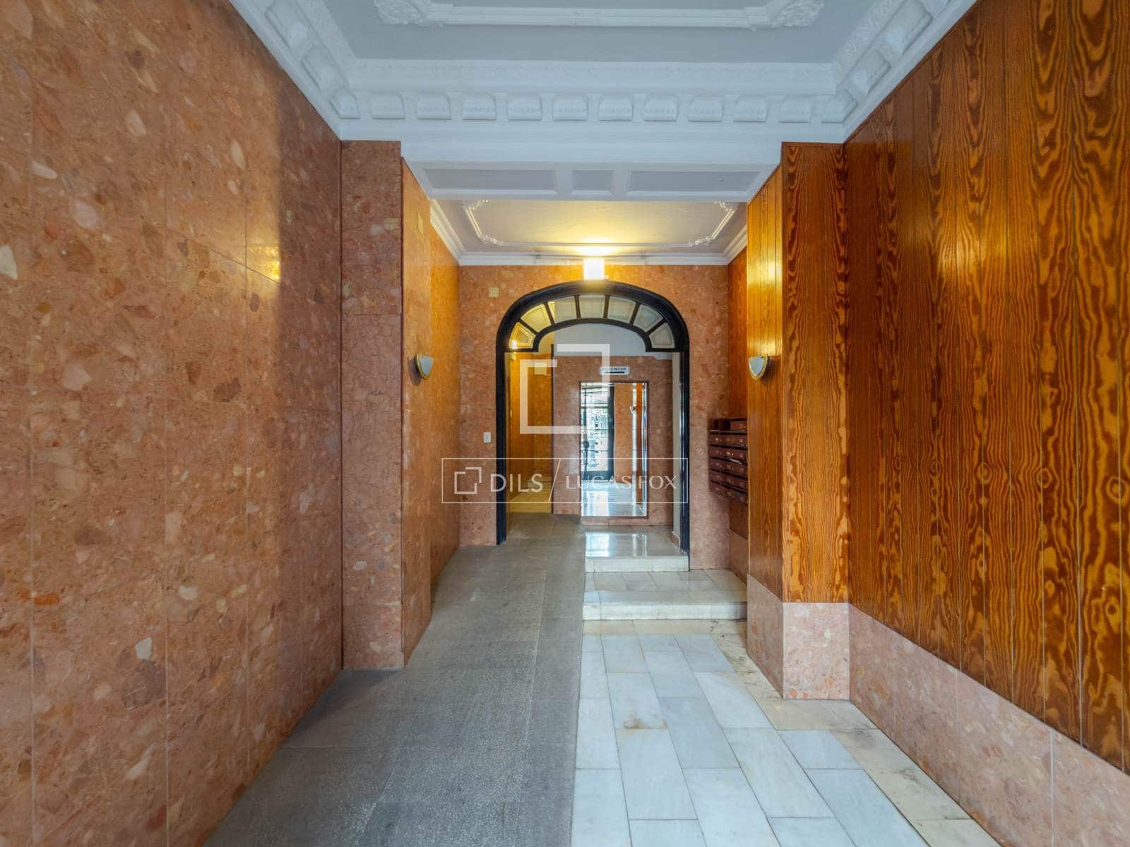 3 bedroom Apartment for rent in Valencia city - € 2,300 (Ref: 8456278)