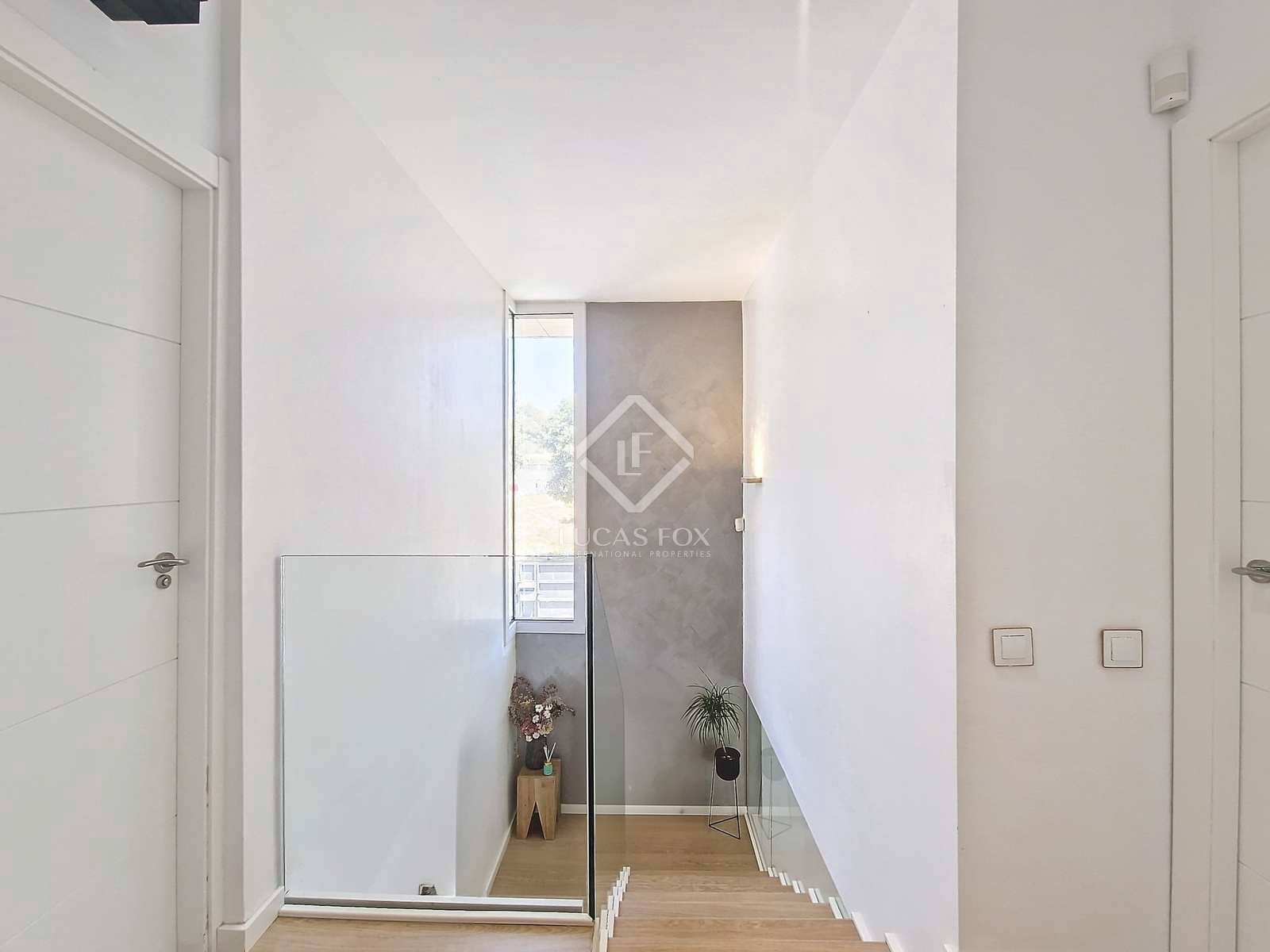 4 soveværelse Villa til salg i Vilanova i la Geltru med swimmingpool garage - € 879.000 (Ref: 8456414)