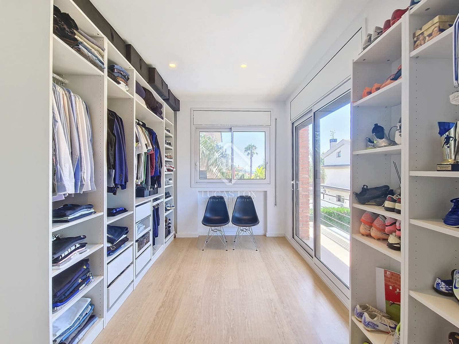 4 soveværelse Villa til salg i Vilanova i la Geltru med swimmingpool garage - € 879.000 (Ref: 8456414)