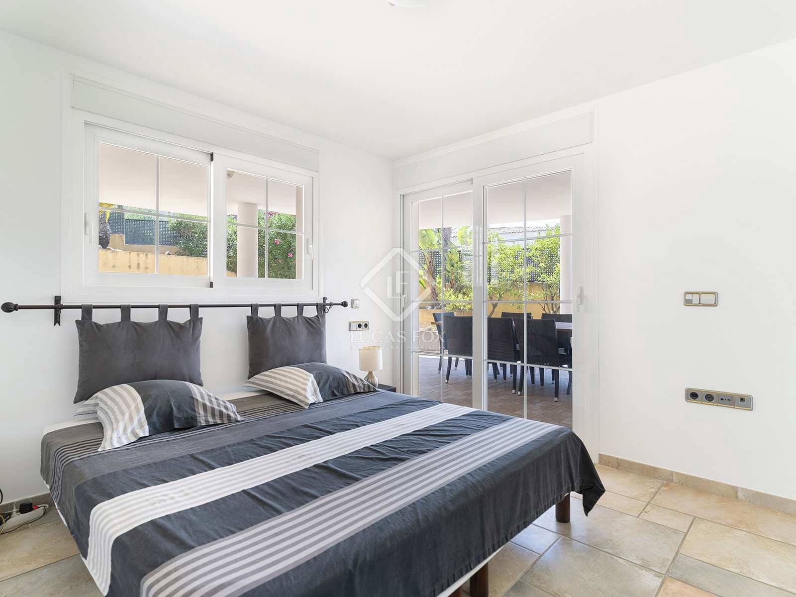 3 bedroom Villa for sale in Altea with pool garage - € 690,000 (Ref: 8459267)