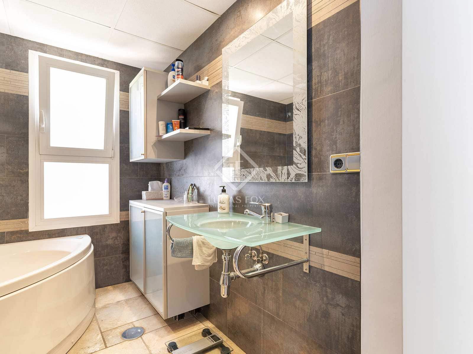 3 bedroom Villa for sale in Altea with pool garage - € 690,000 (Ref: 8459267)