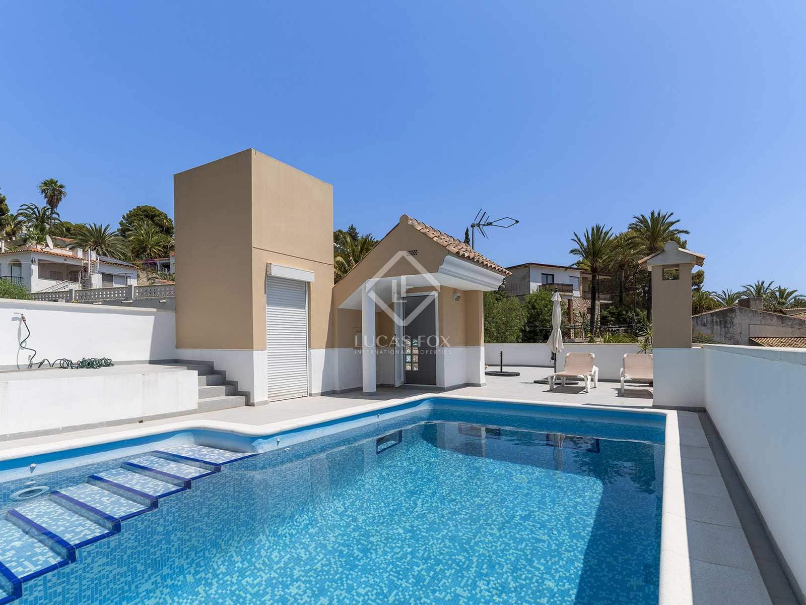 3 bedroom Villa for sale in Altea with pool garage - € 690,000 (Ref: 8459267)