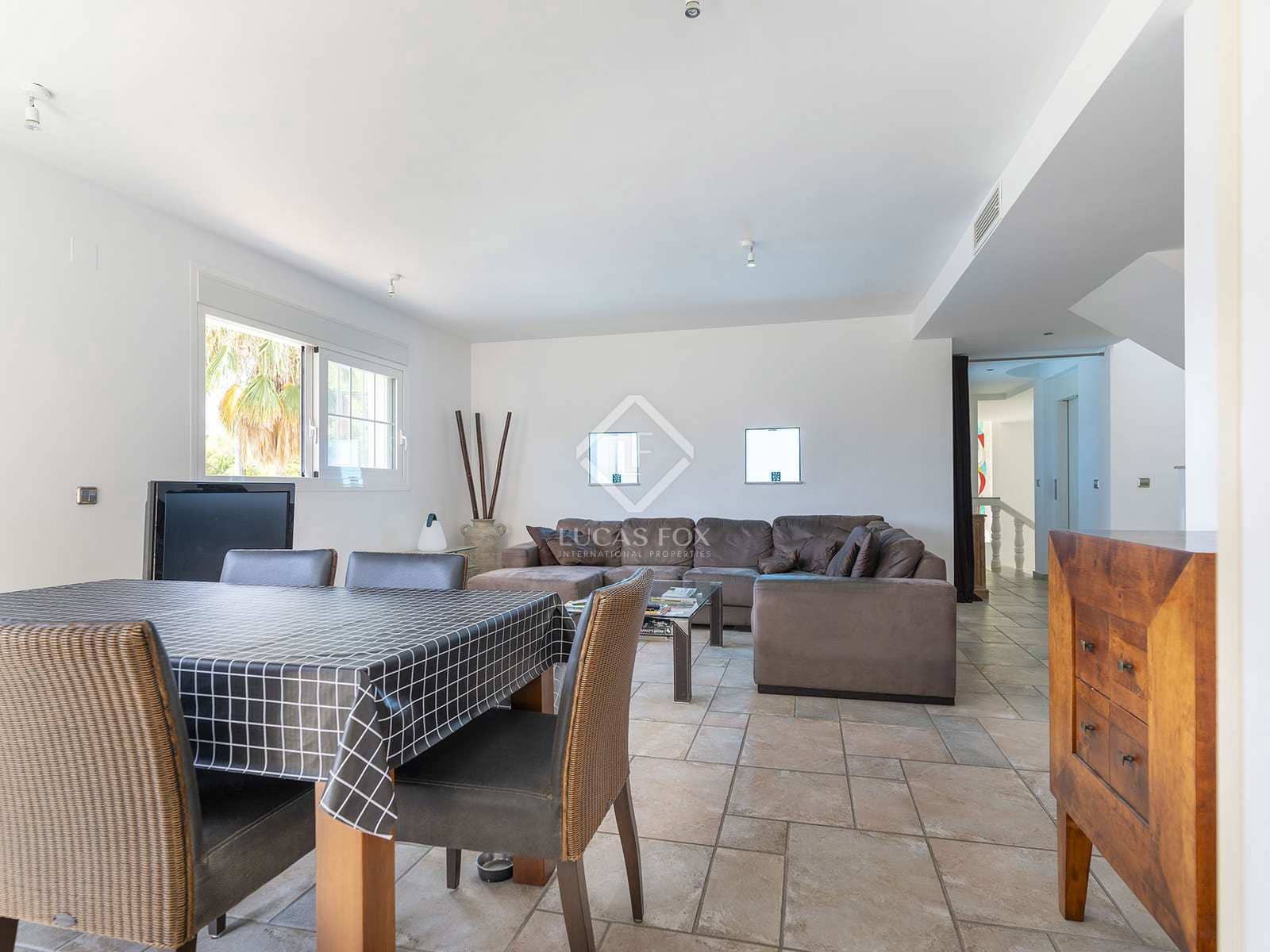 3 bedroom Villa for sale in Altea with pool garage - € 690,000 (Ref: 8459267)