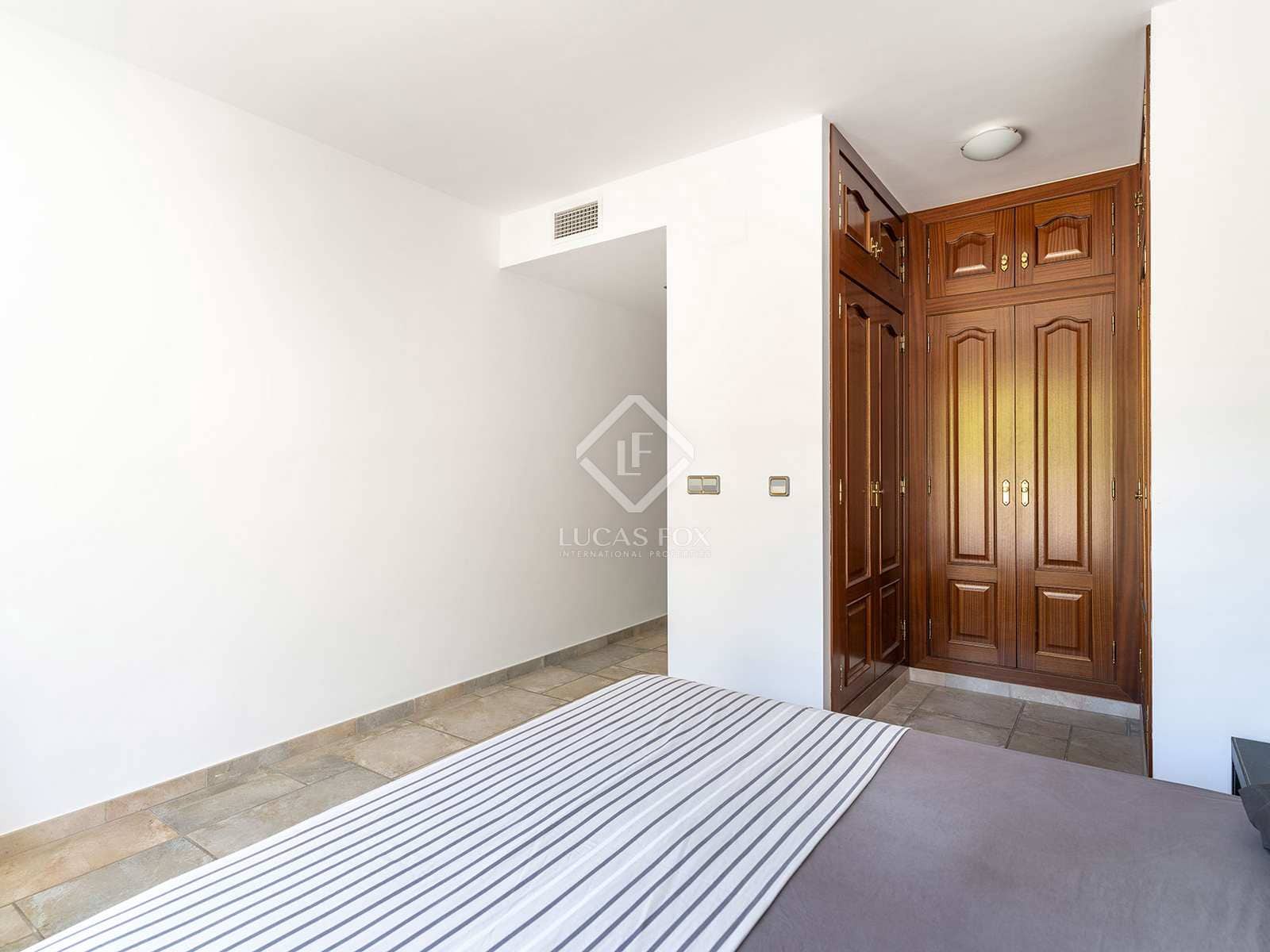 3 bedroom Villa for sale in Altea with pool garage - € 690,000 (Ref: 8459267)