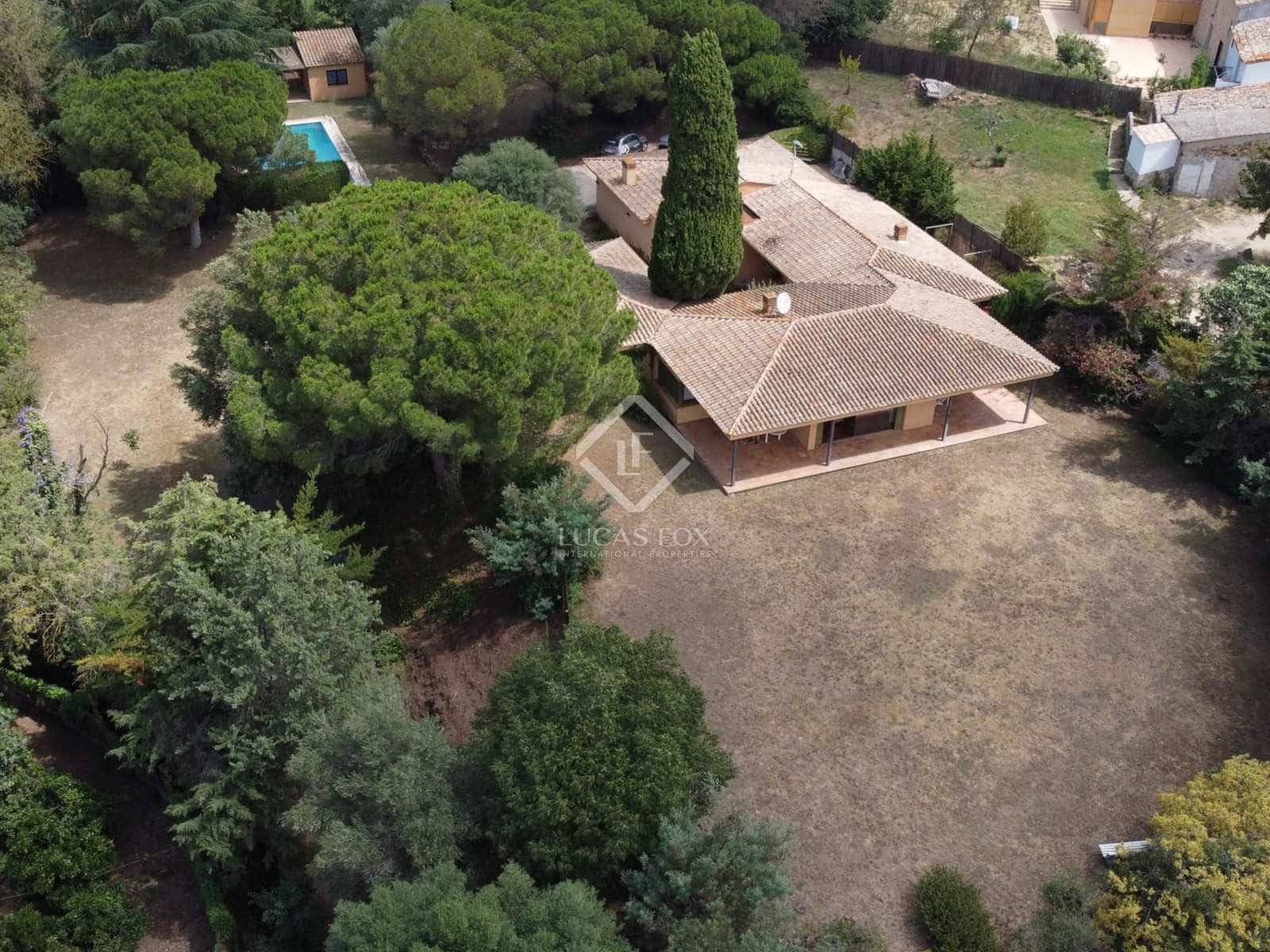 4 bedroom Villa for sale in Santa Cristina d'Aro with pool garage - € 1,000,000 (Ref: 8462285)