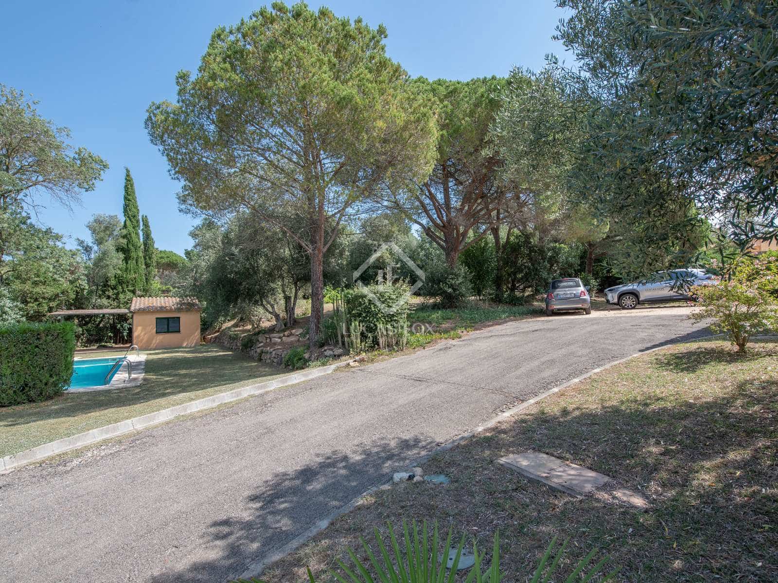 4 bedroom Villa for sale in Santa Cristina d'Aro with pool garage - € 1,000,000 (Ref: 8462285)