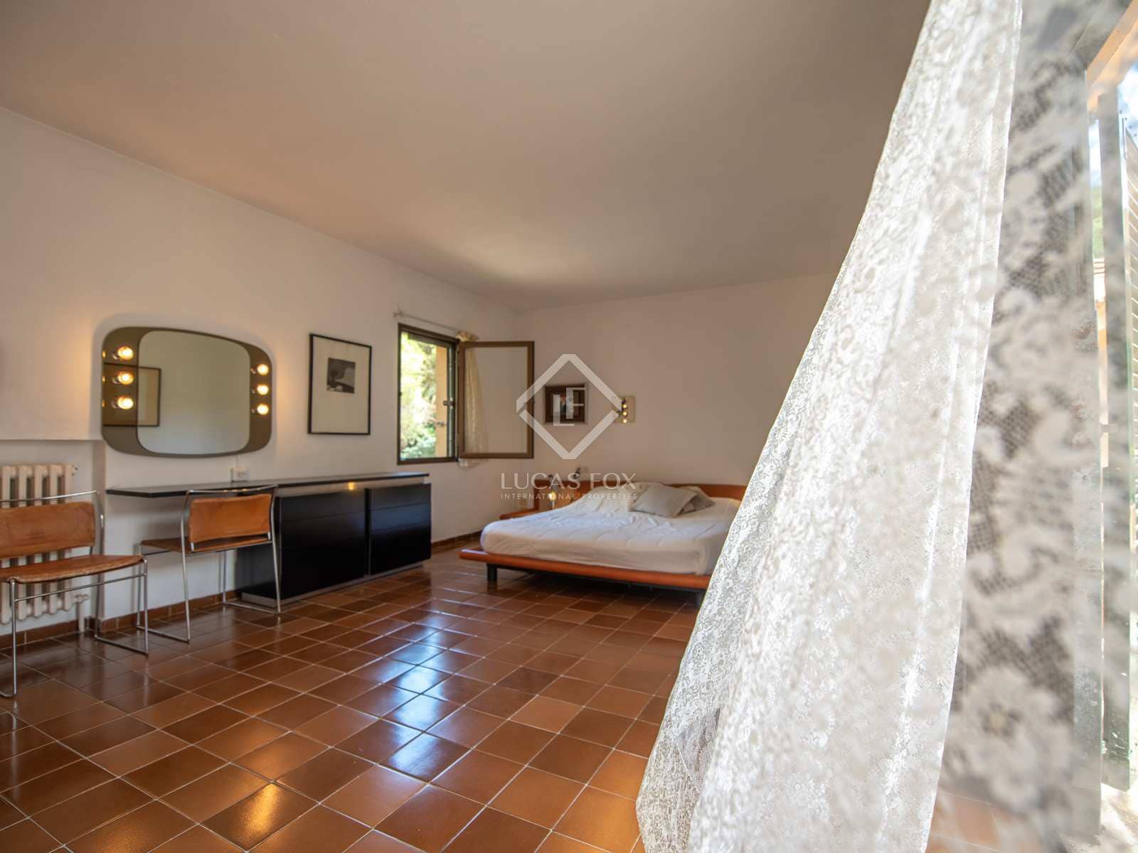 4 bedroom Villa for sale in Santa Cristina d'Aro with pool garage - € 1,000,000 (Ref: 8462285)