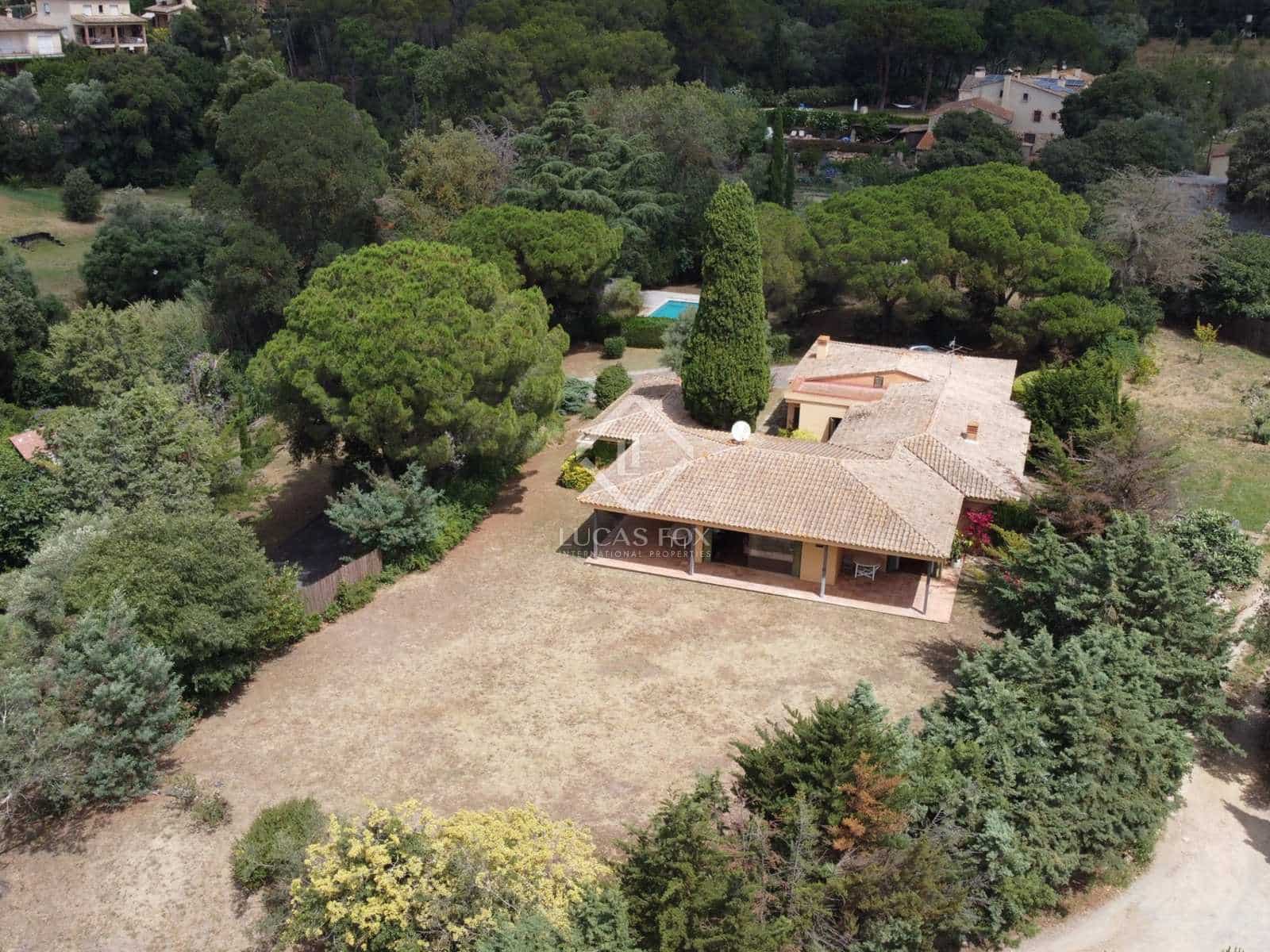 4 bedroom Villa for sale in Santa Cristina d'Aro with pool garage - € 1,000,000 (Ref: 8462285)