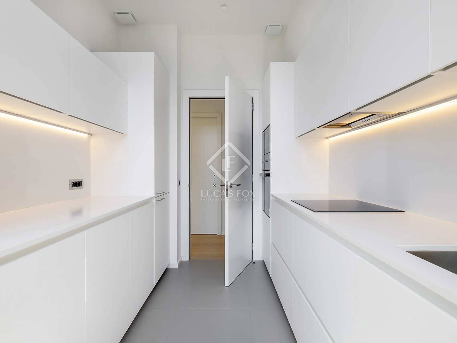 2 Zimmer Apartment zu vermieten in Barcelona Stadt mit Garage - 4.000 € (Ref: 8462661)