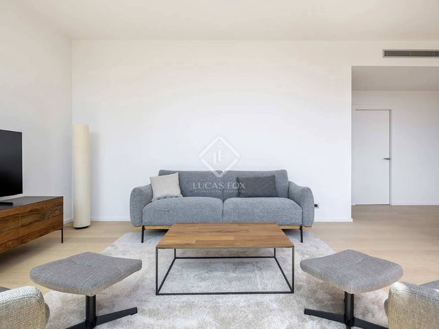 2 Zimmer Apartment zu vermieten in Barcelona Stadt mit Garage - 4.000 € (Ref: 8462661)