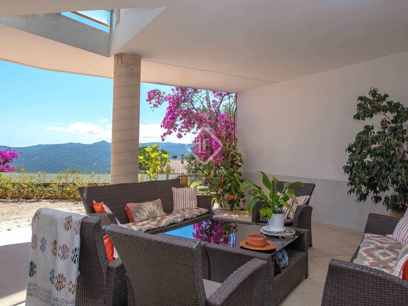 6 soverom Villa til salgs i Santa Cristina d'Aro med svømmebasseng garasje - € 1 500 000 (Ref: 8467077)