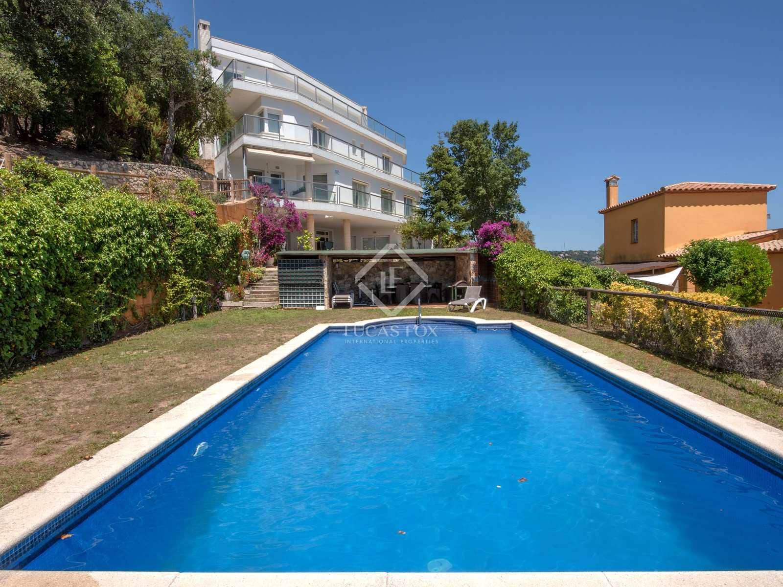 6 soverom Villa til salgs i Santa Cristina d'Aro med svømmebasseng garasje - € 1 500 000 (Ref: 8467077)