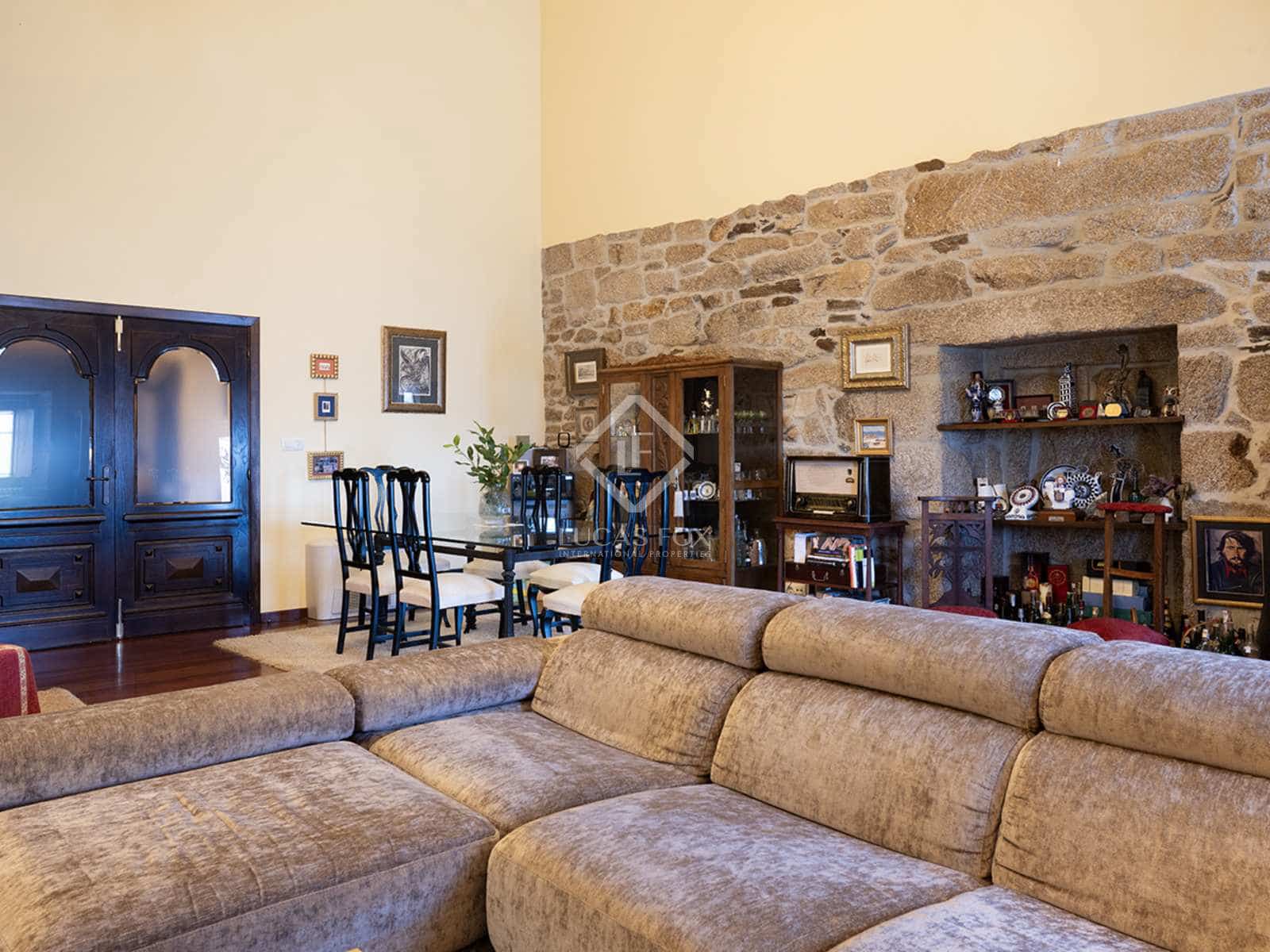 6 soveværelse Finca/Landehus til salg i Boboras med garage - € 355.000 (Ref: 8467083)