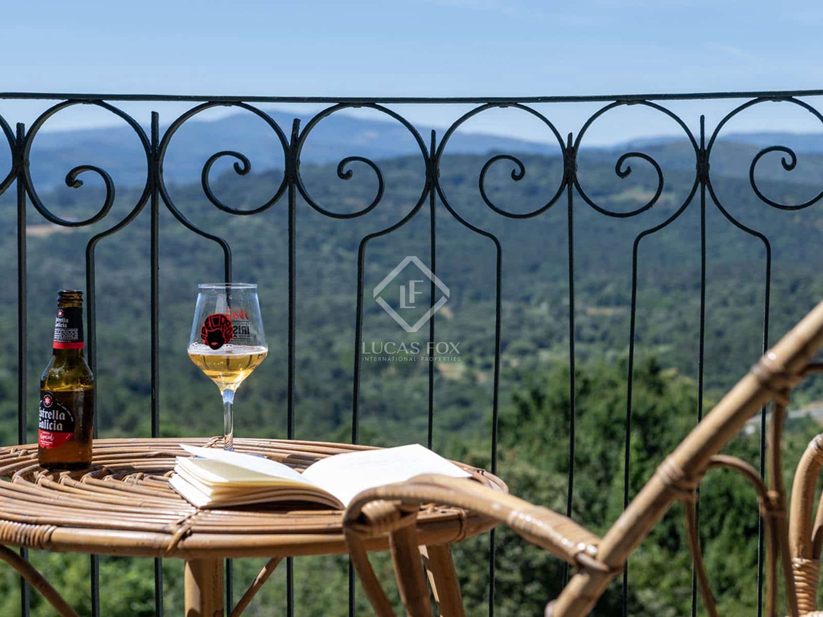 6 soveværelse Finca/Landehus til salg i Boboras med garage - € 355.000 (Ref: 8467083)